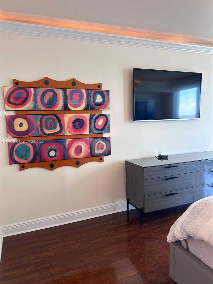 Small Image of 1830 SOUTH OCEAN DR #4106, Hallandale Beach Number 16