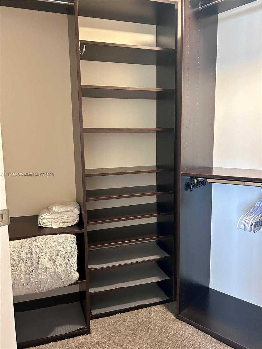 Small Image of 1830 SOUTH OCEAN DR #4106, Hallandale Beach Number 18