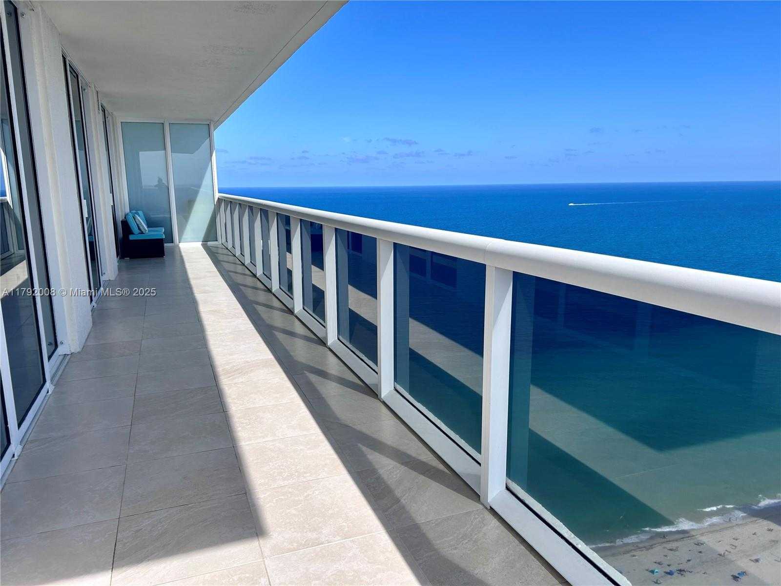 Small Image of 1830 SOUTH OCEAN DR #4106, Hallandale Beach Number 23