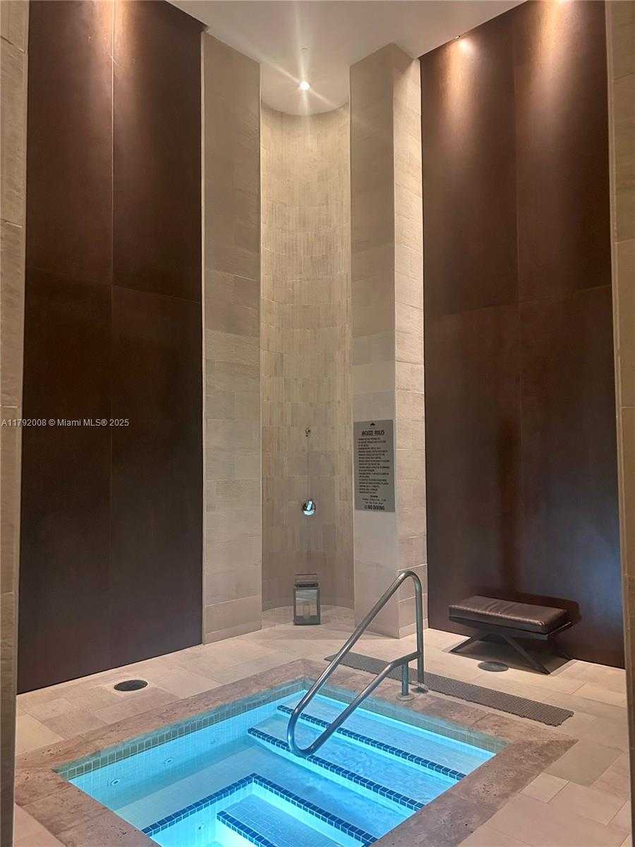 Small Image of 1830 SOUTH OCEAN DR #4106, Hallandale Beach Number 49