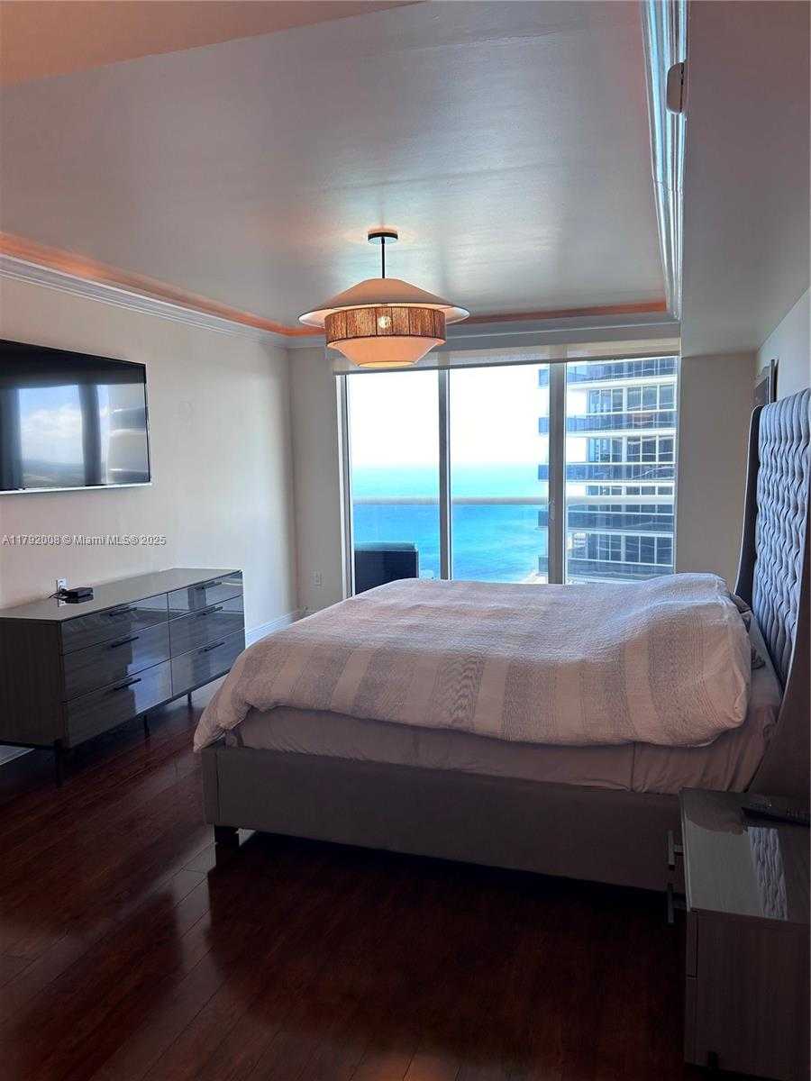 Small Image of 1830 SOUTH OCEAN DR #4106, Hallandale Beach Number 7