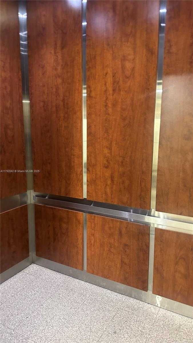 Small Image of 16909 NORTH BAY RD #608, Sunny Isles Beach Number 23