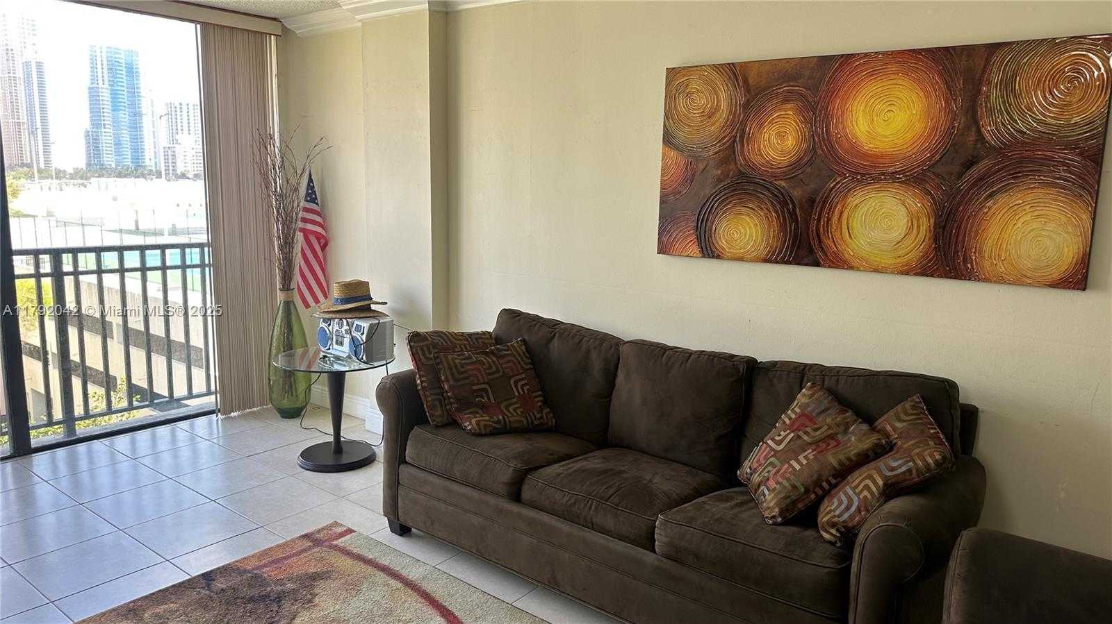 Small Image of 16909 NORTH BAY RD #608, Sunny Isles Beach Number 6