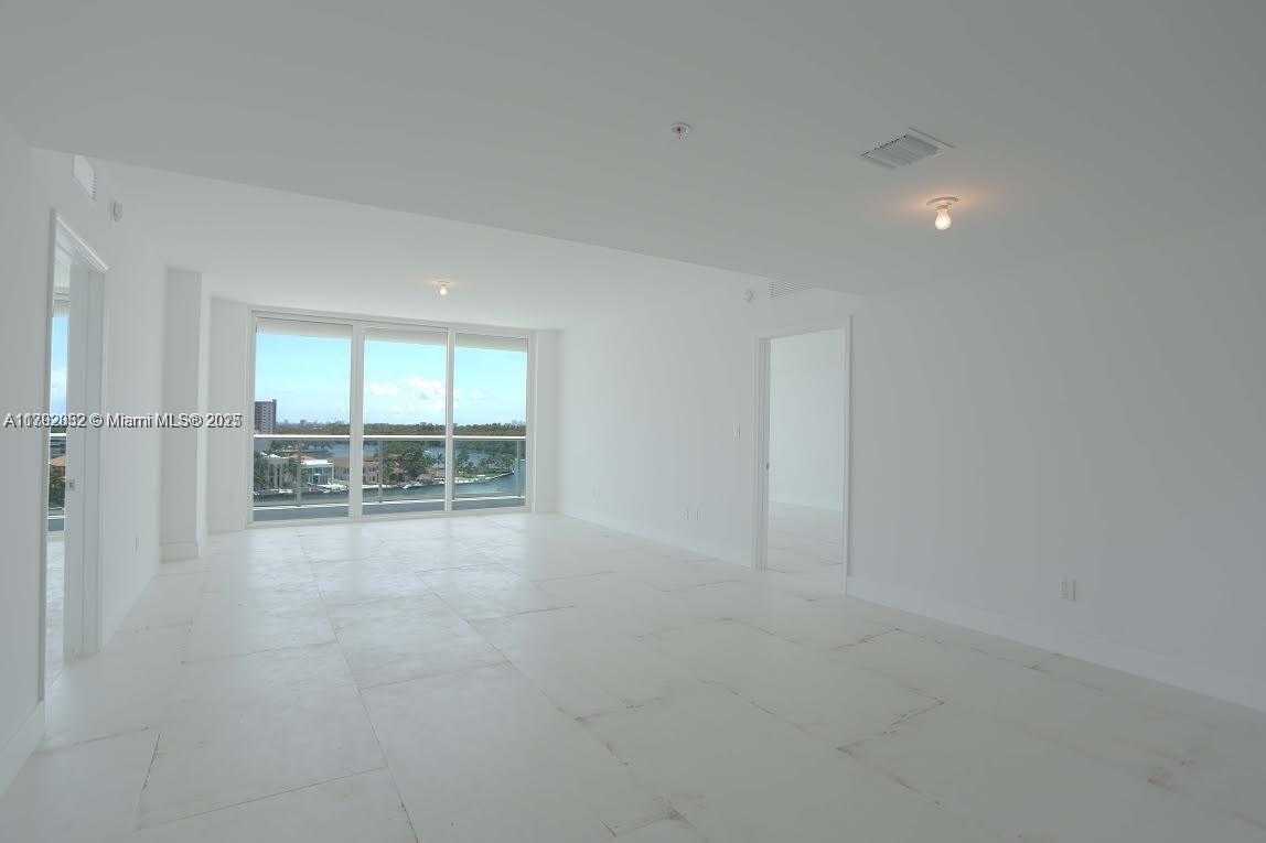 Small Image of 400 SUNNY ISLES BLVD #806, Sunny Isles Beach Number 2