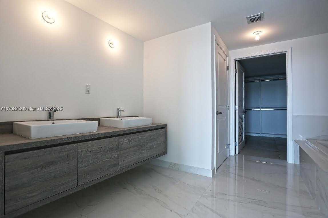 Small Image of 400 SUNNY ISLES BLVD #806, Sunny Isles Beach Number 5