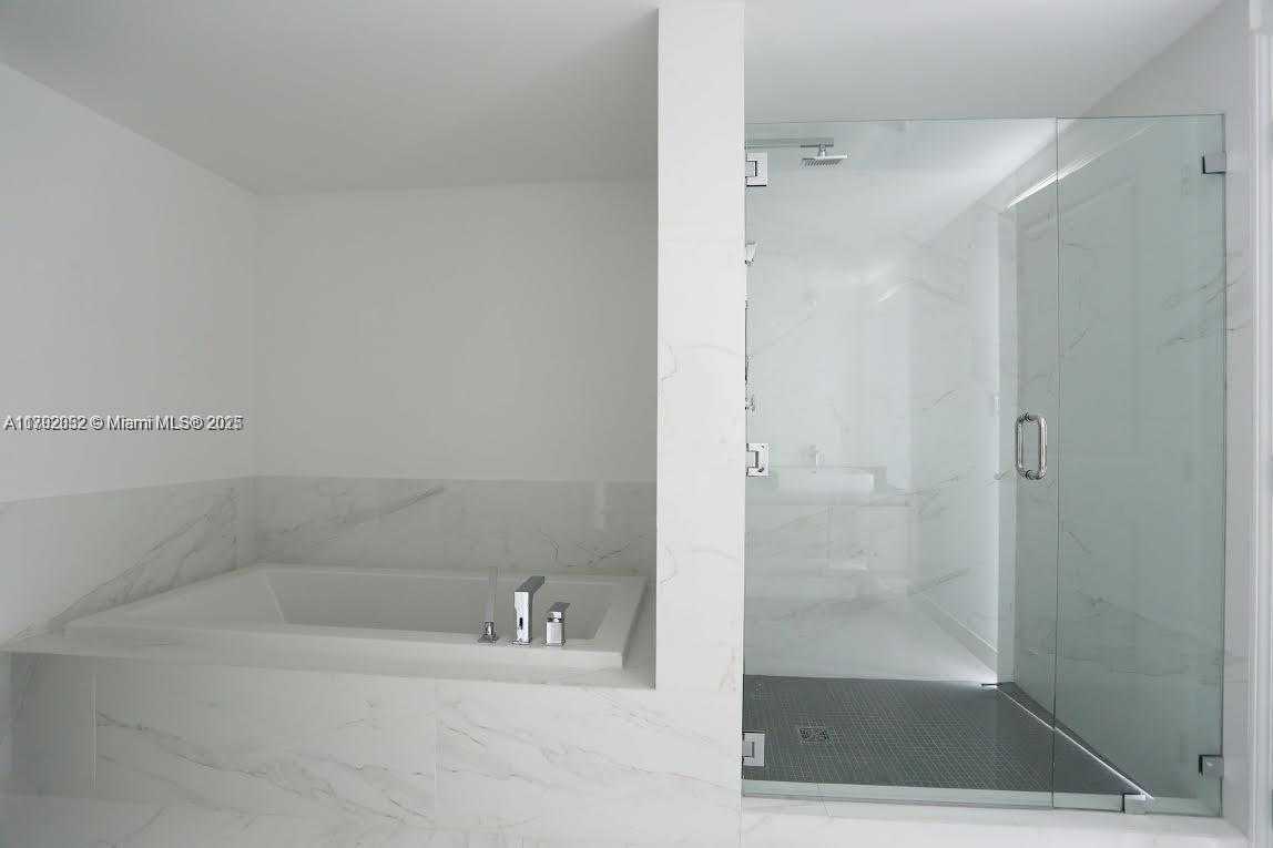 Small Image of 400 SUNNY ISLES BLVD #806, Sunny Isles Beach Number 7