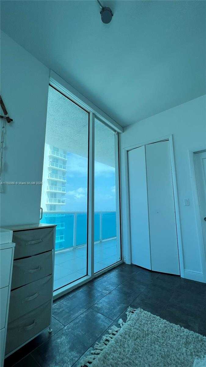 Small Image of 700 NORTH EAST 25TH ST #1703, Miami Number 49