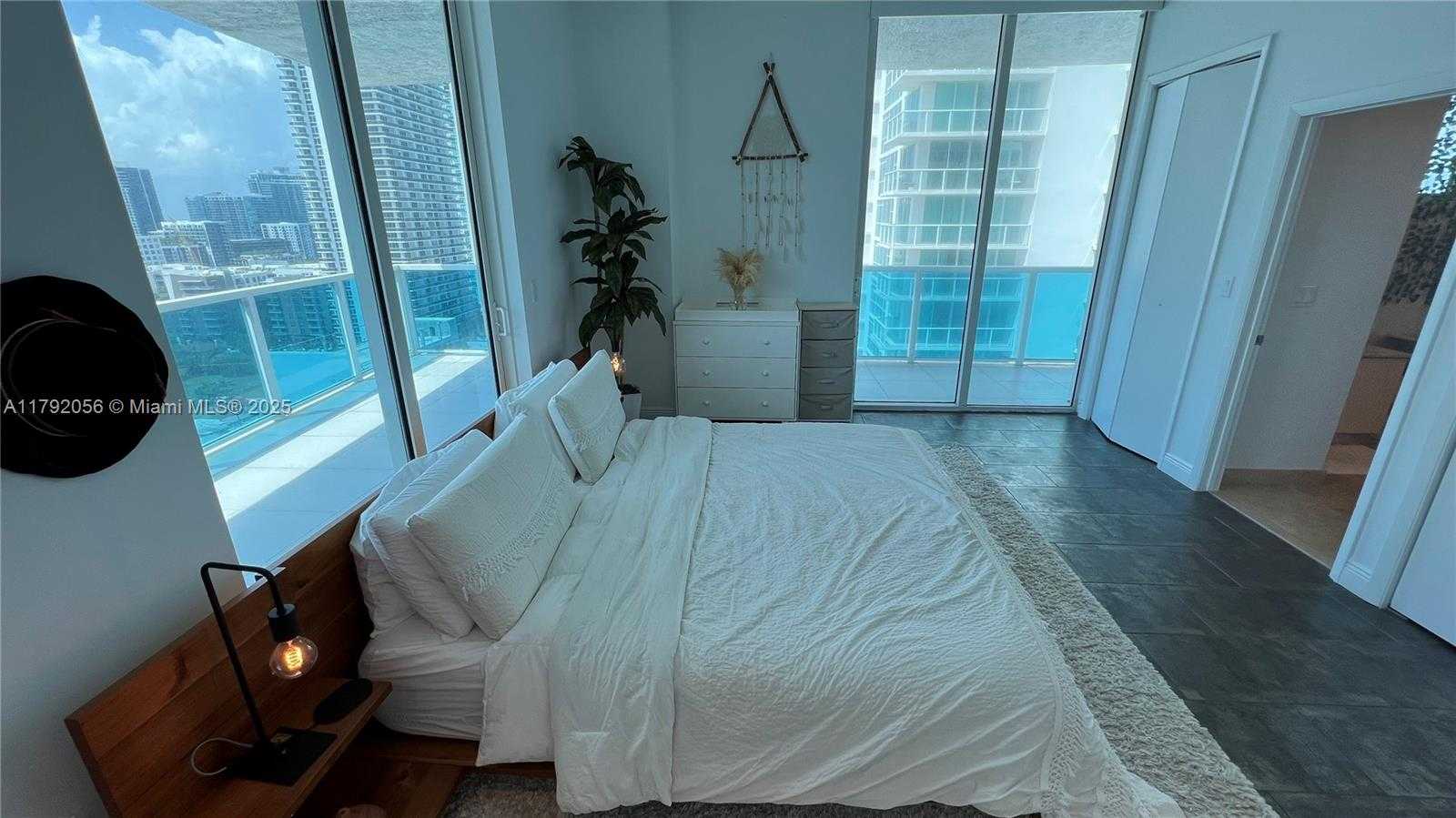 Small Image of 700 NORTH EAST 25TH ST #1703, Miami Number 54