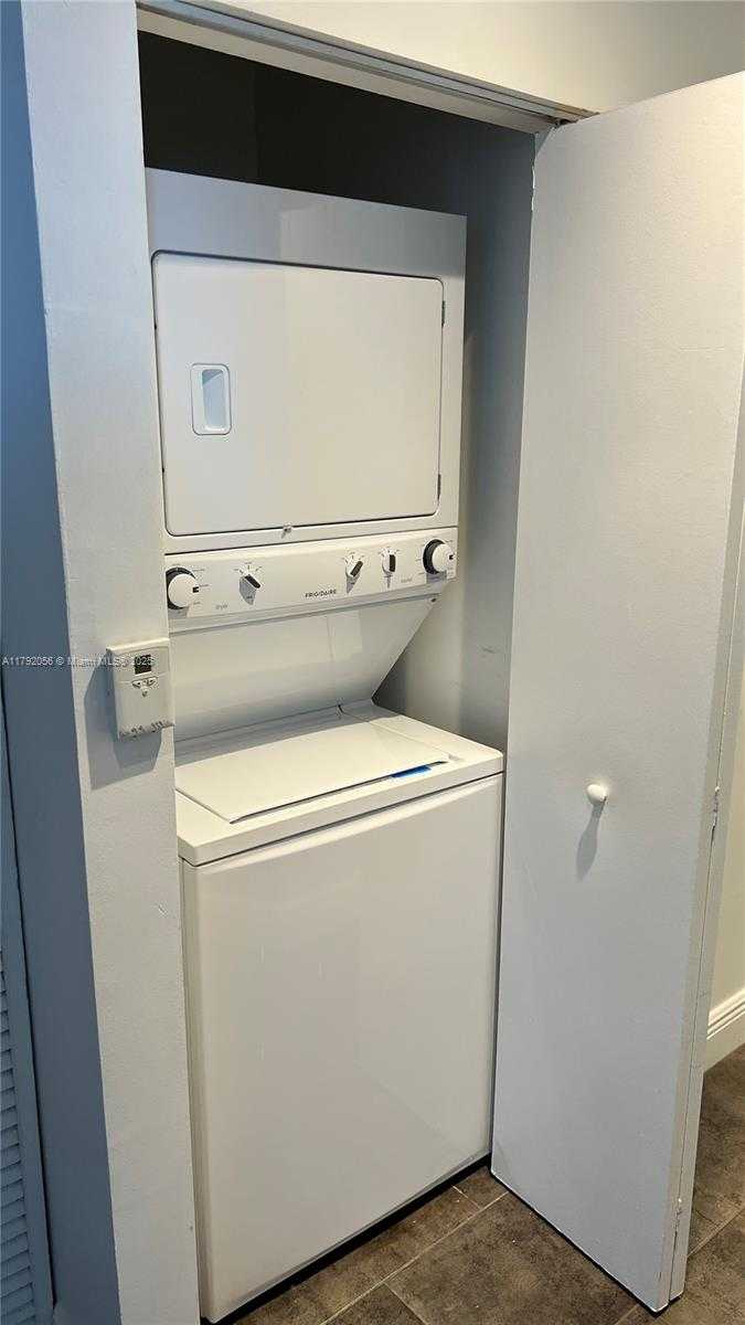 Small Image of 700 NORTH EAST 25TH ST #1703, Miami Number 76