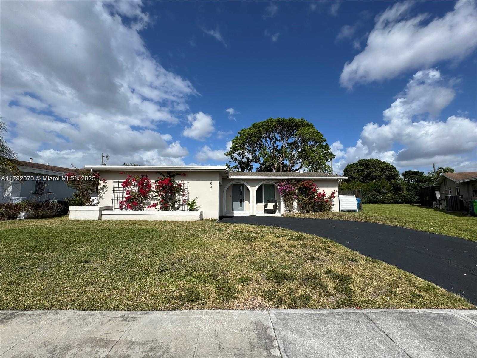 Small Image of 2631 NORTH WEST 94 AVE, Sunrise Number 5