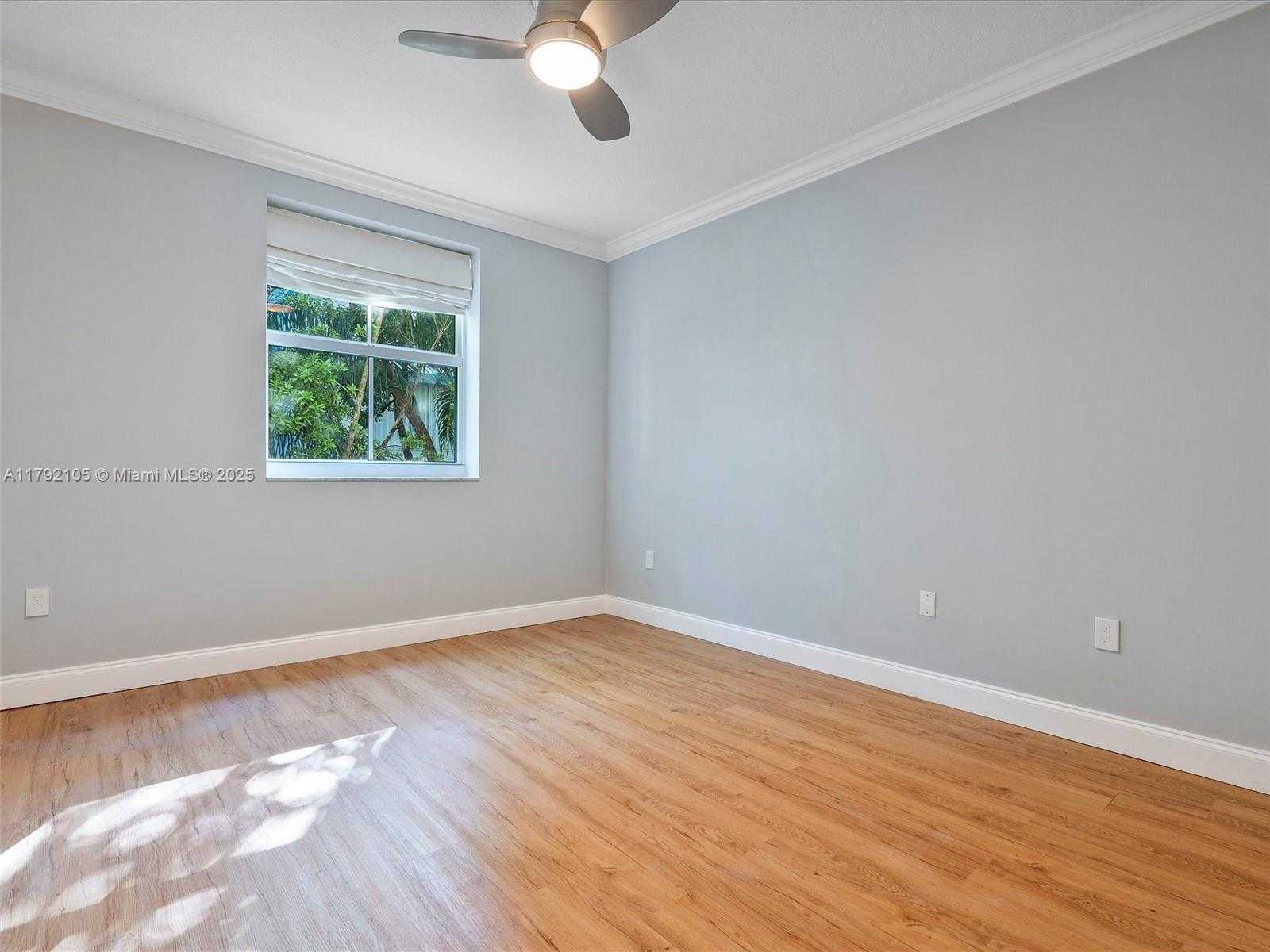 Small Image of 9172 COLLINS AVE #216, Surfside Number 11