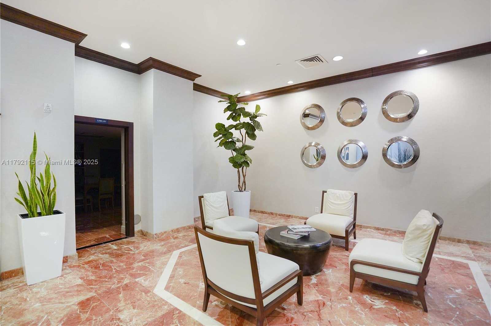Small Image of 3610 YACHT CLUB DR #213, Aventura Number 33