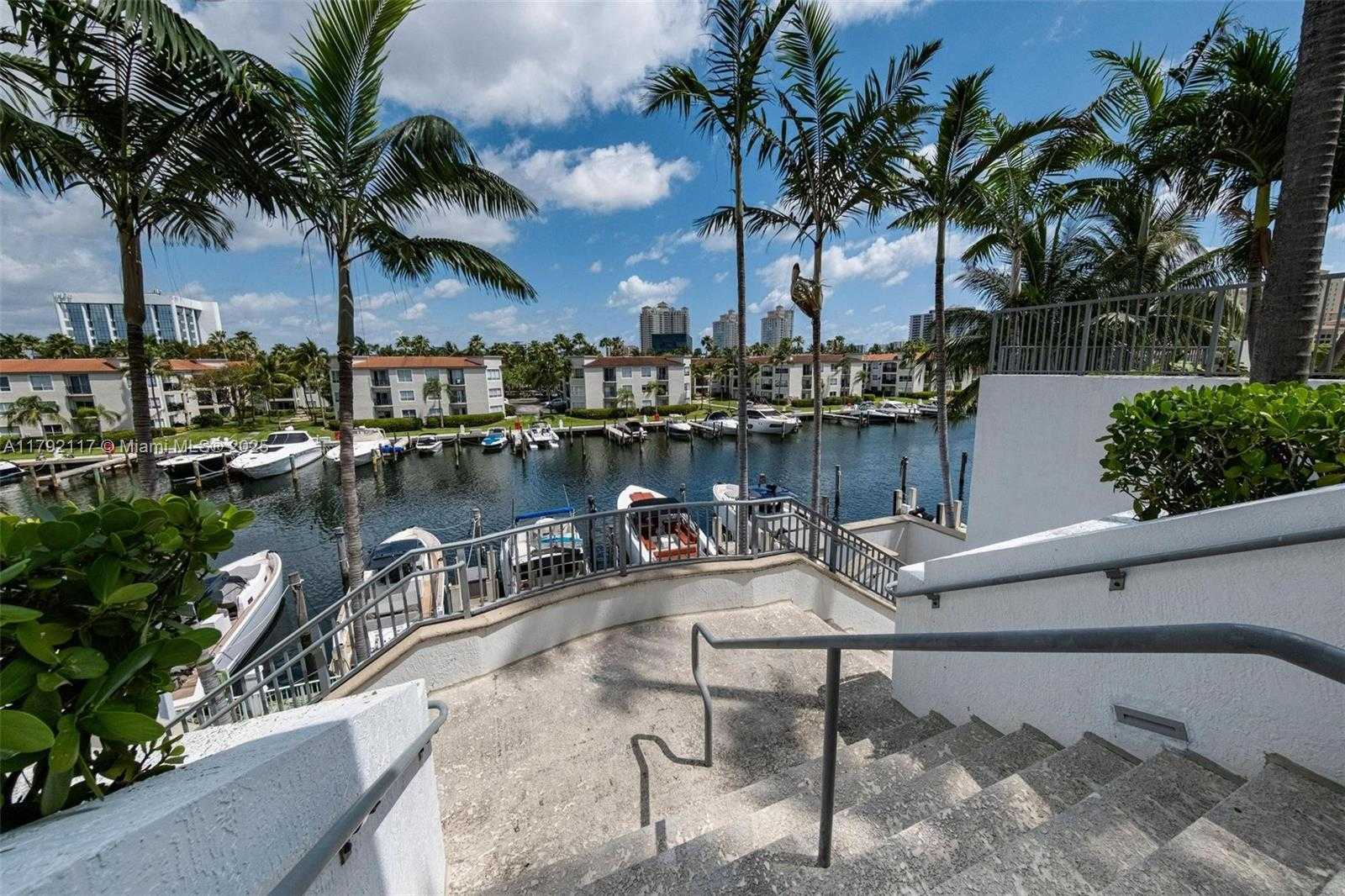 Small Image of 3029 NORTH EAST 188TH ST #816, Aventura Number 26