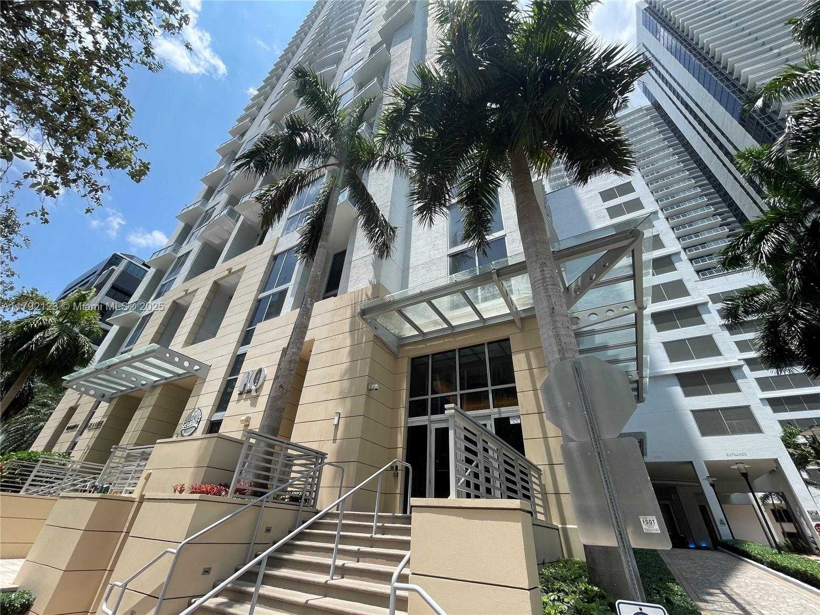 Small Image of 1060 BRICKELL AVE #3913, Miami Number 16