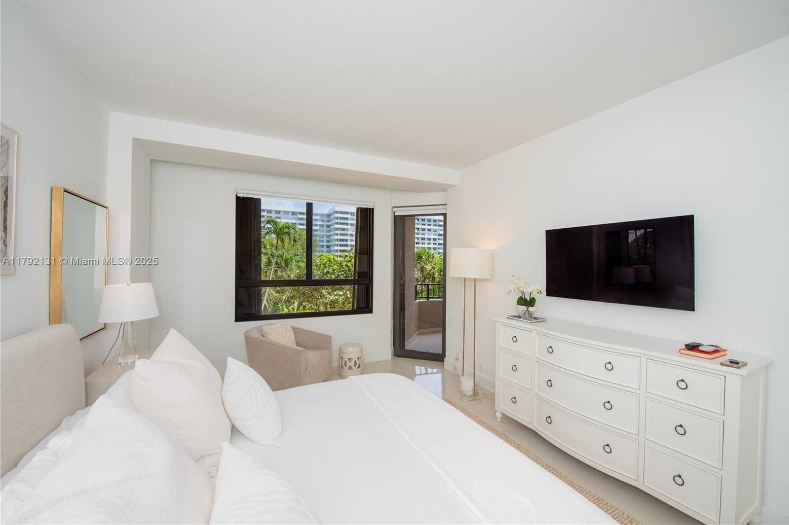 Small Image of 251 CRANDON BLVD #227, Key Biscayne Number 6