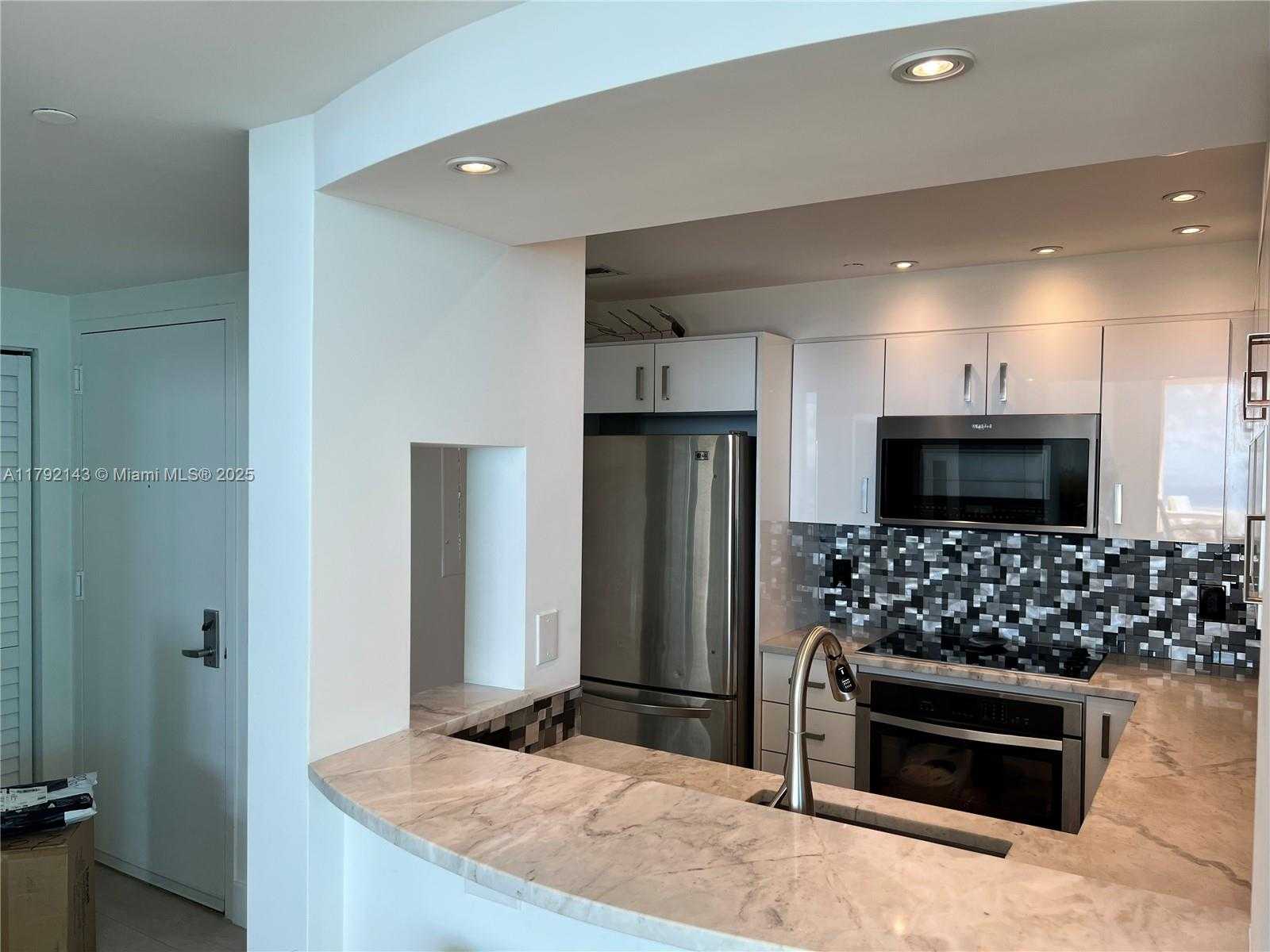 Small Image of 2475 BRICKELL AVE #2207, Miami Number 15
