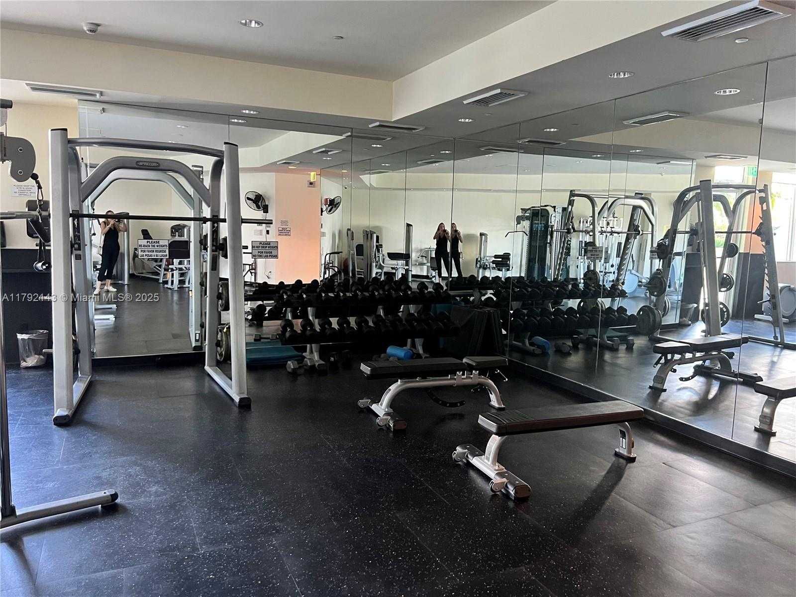Small Image of 2475 BRICKELL AVE #2207, Miami Number 47