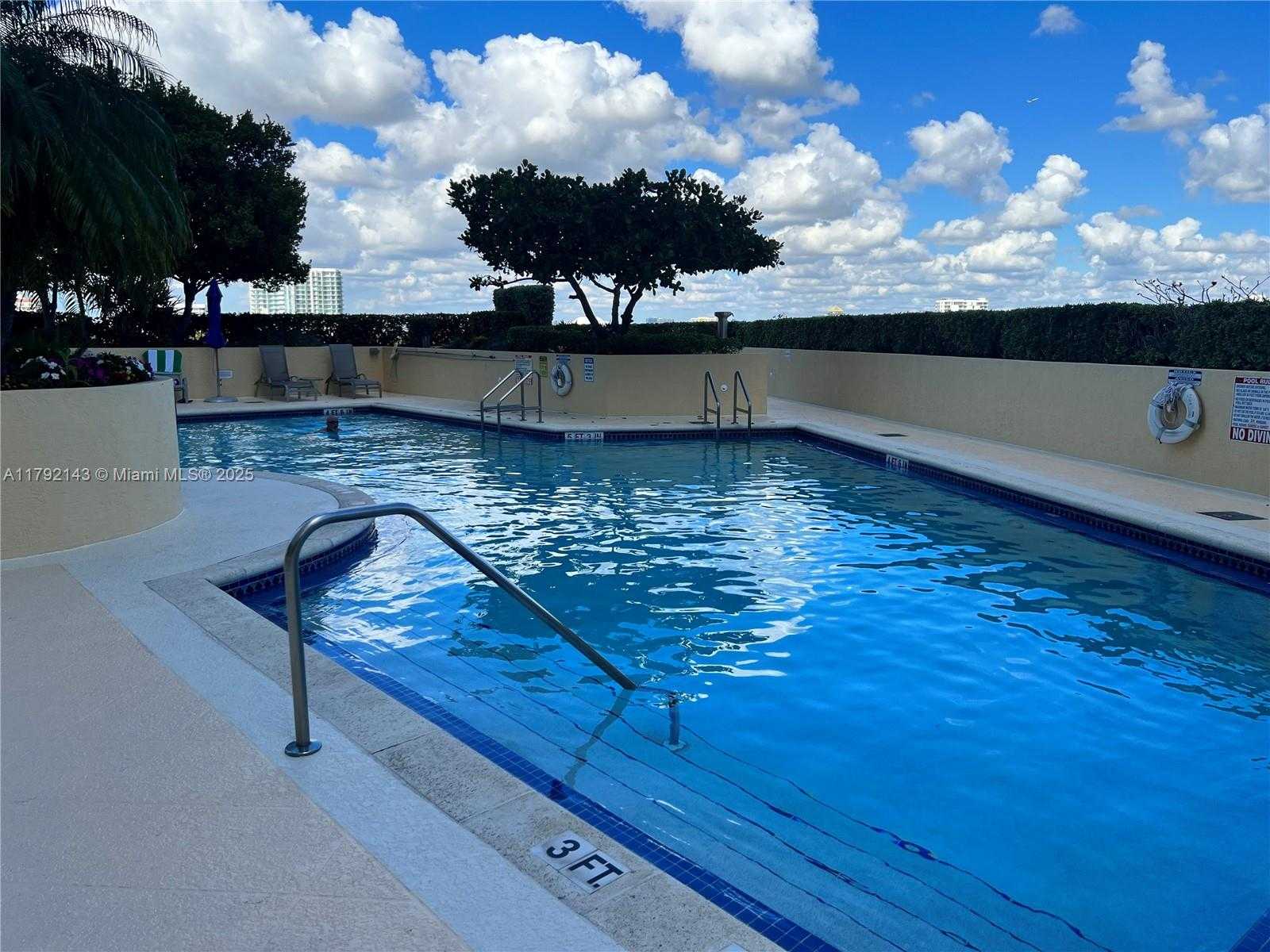 Small Image of 2475 BRICKELL AVE #2207, Miami Number 48