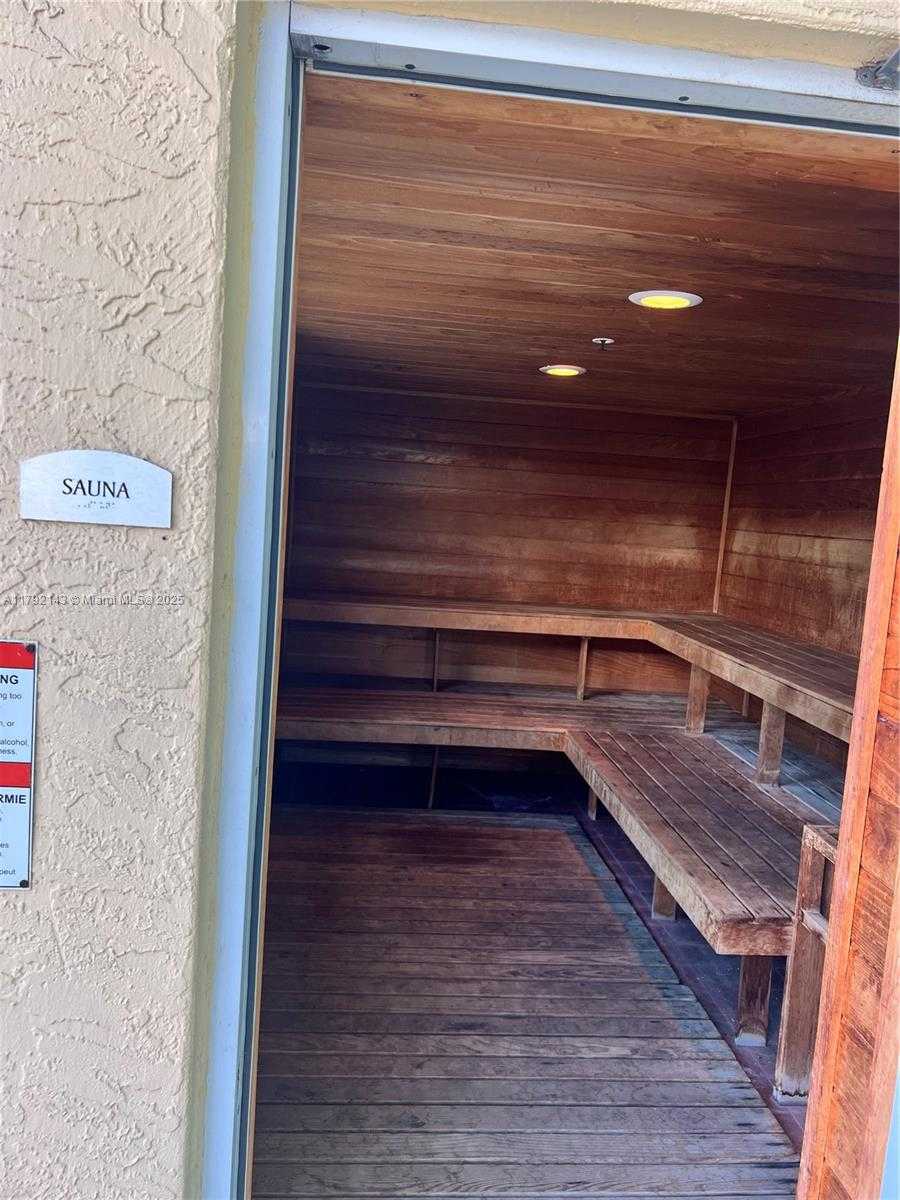 Small Image of 2475 BRICKELL AVE #2207, Miami Number 50