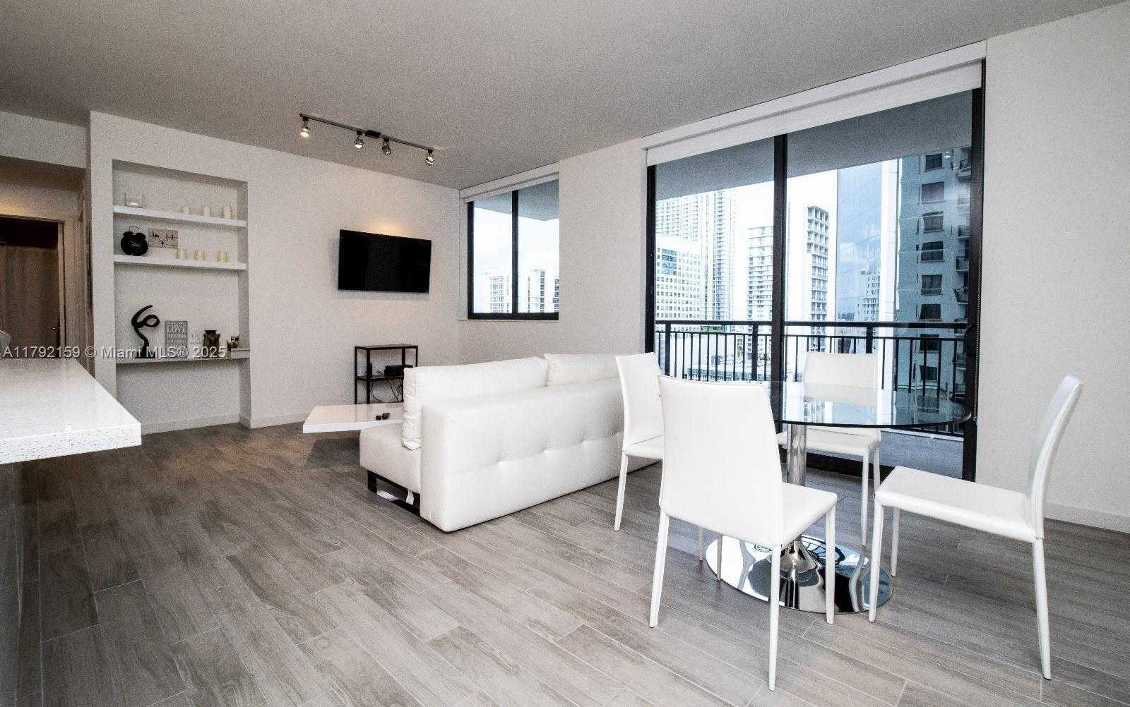 Small Image of 999 SOUTH WEST 1ST AVE #1514, Miami Number 3