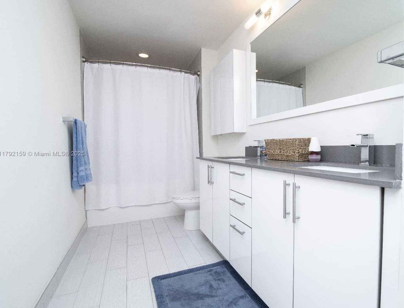 Small Image of 999 SOUTH WEST 1ST AVE #1514, Miami Number 7