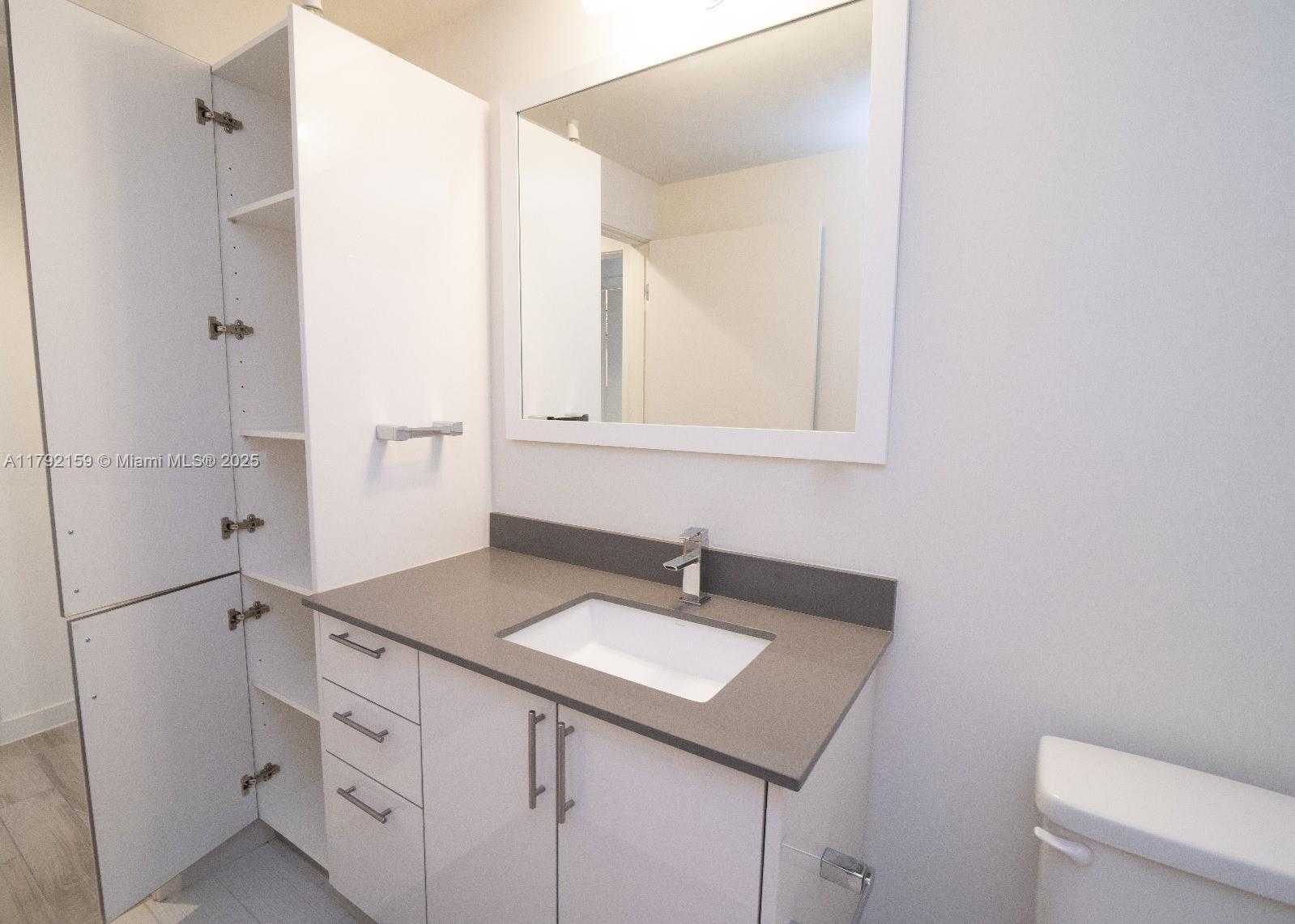 Small Image of 999 SOUTH WEST 1ST AVE #1514, Miami Number 8