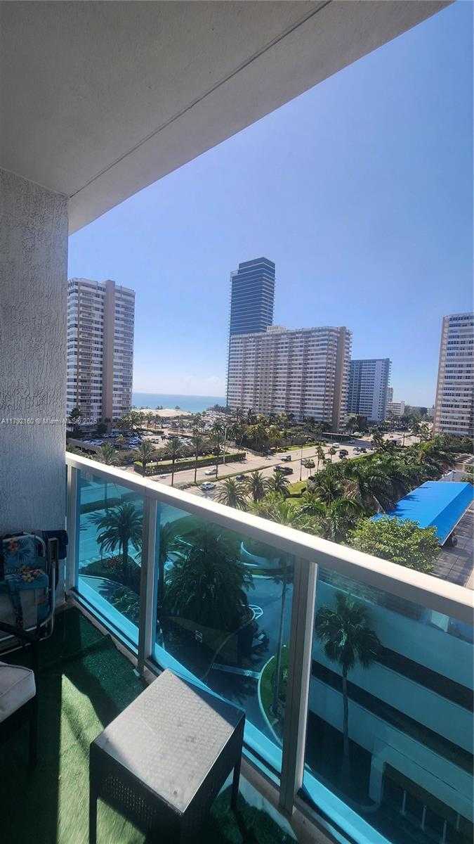 Small Image of 1945 SOUTH OCEAN DR #702, Hallandale Beach Number 19