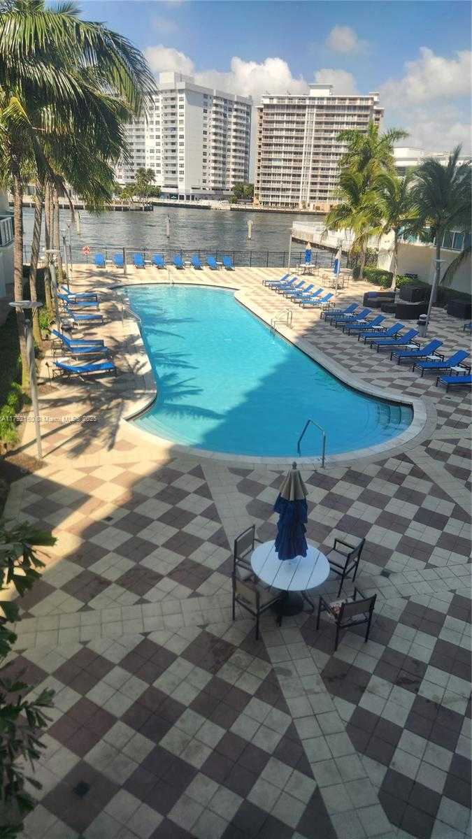 Small Image of 1945 SOUTH OCEAN DR #702, Hallandale Beach Number 27