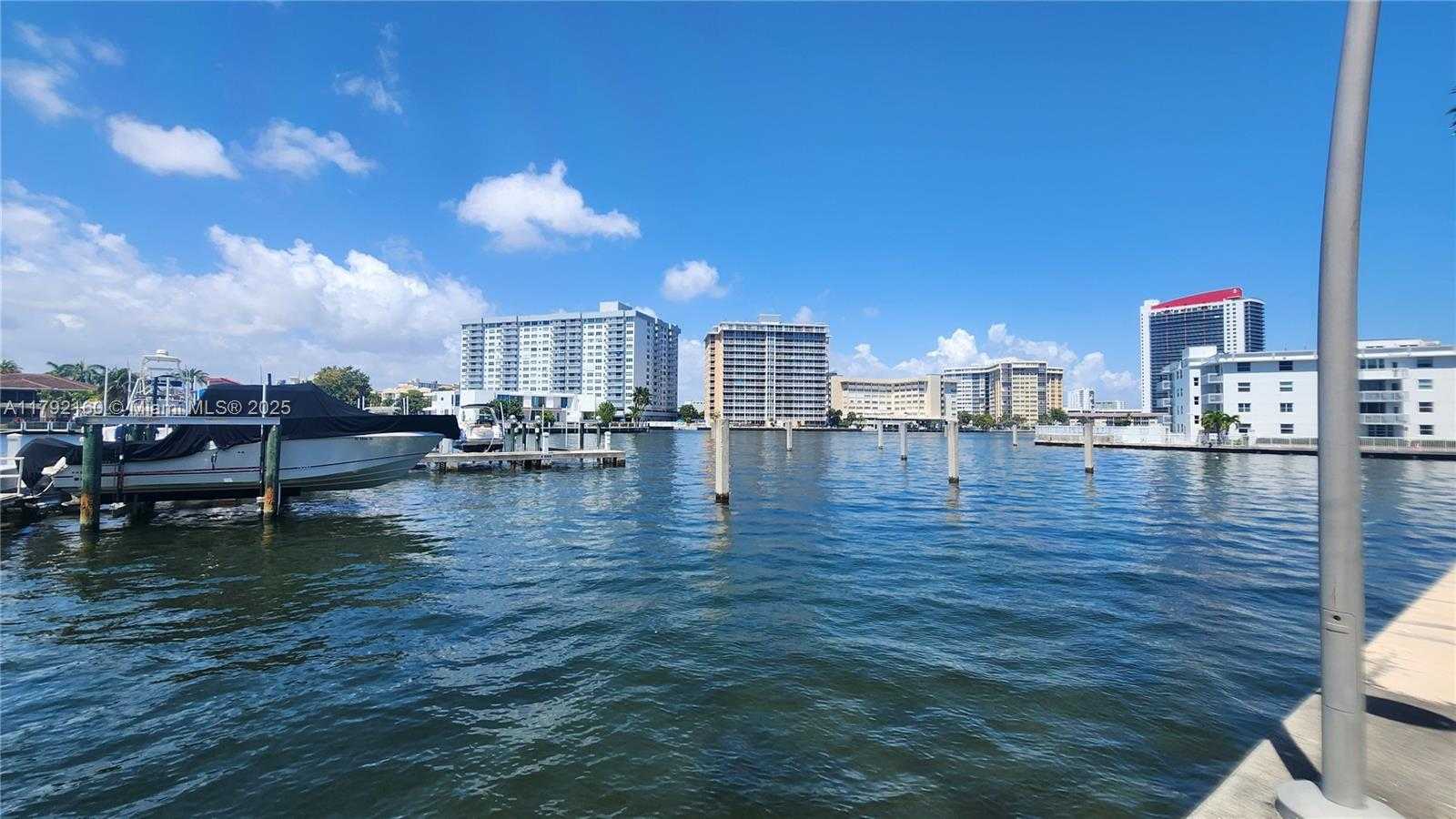 Small Image of 1945 SOUTH OCEAN DR #702, Hallandale Beach Number 30