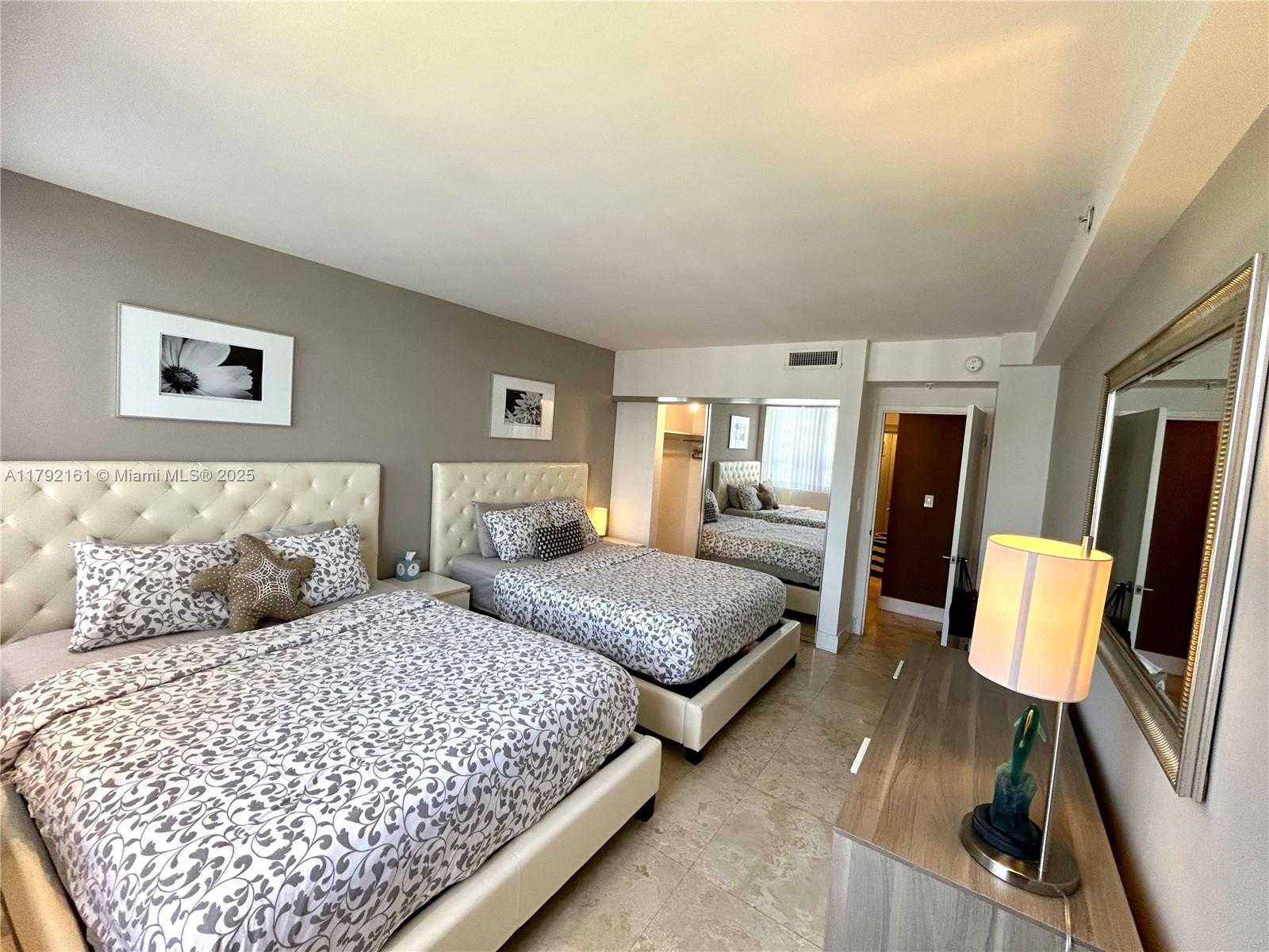 Small Image of 1500 BAY RD #1242S, Miami Beach Number 4