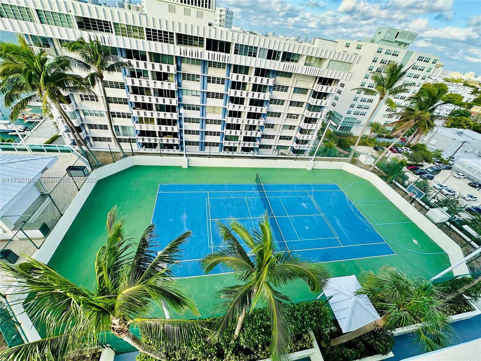 Small Image of 650 WEST AVE #2907, Miami Beach Number 40
