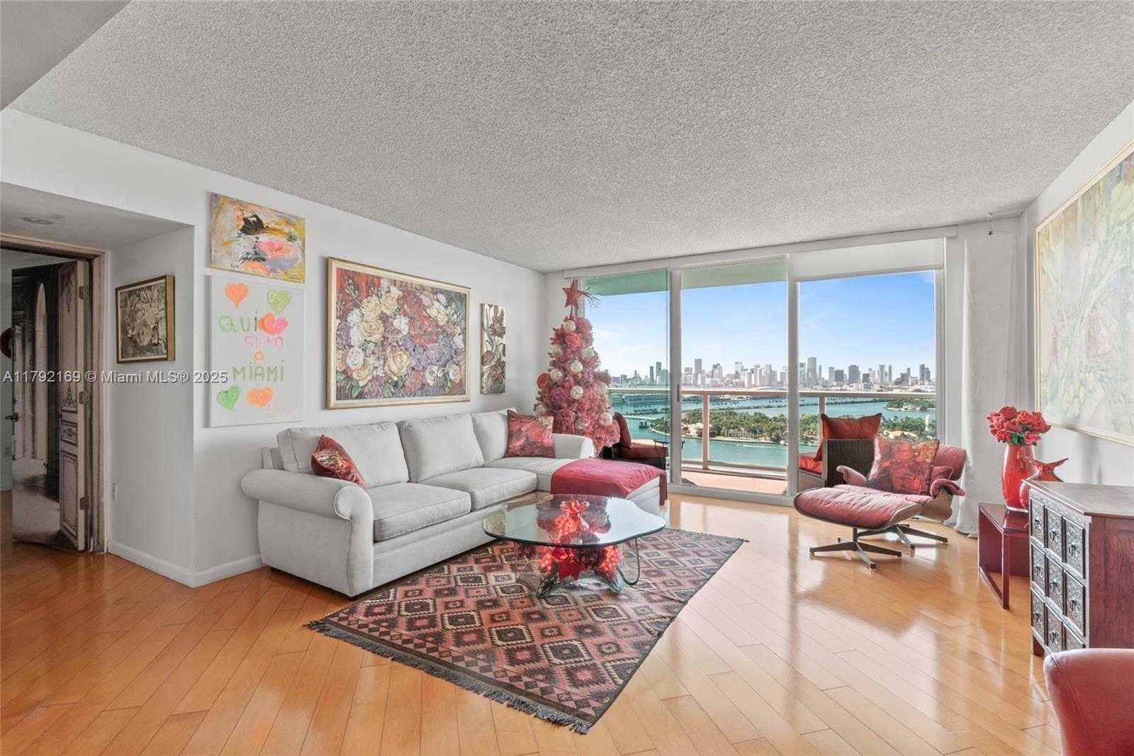 Small Image of 650 WEST AVE #2907, Miami Beach Number 9