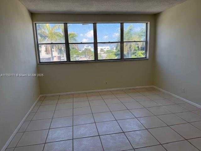 Small Image of 9381 EAST BAY HARBOR DR #401N, Bay Harbor Islands Number 29