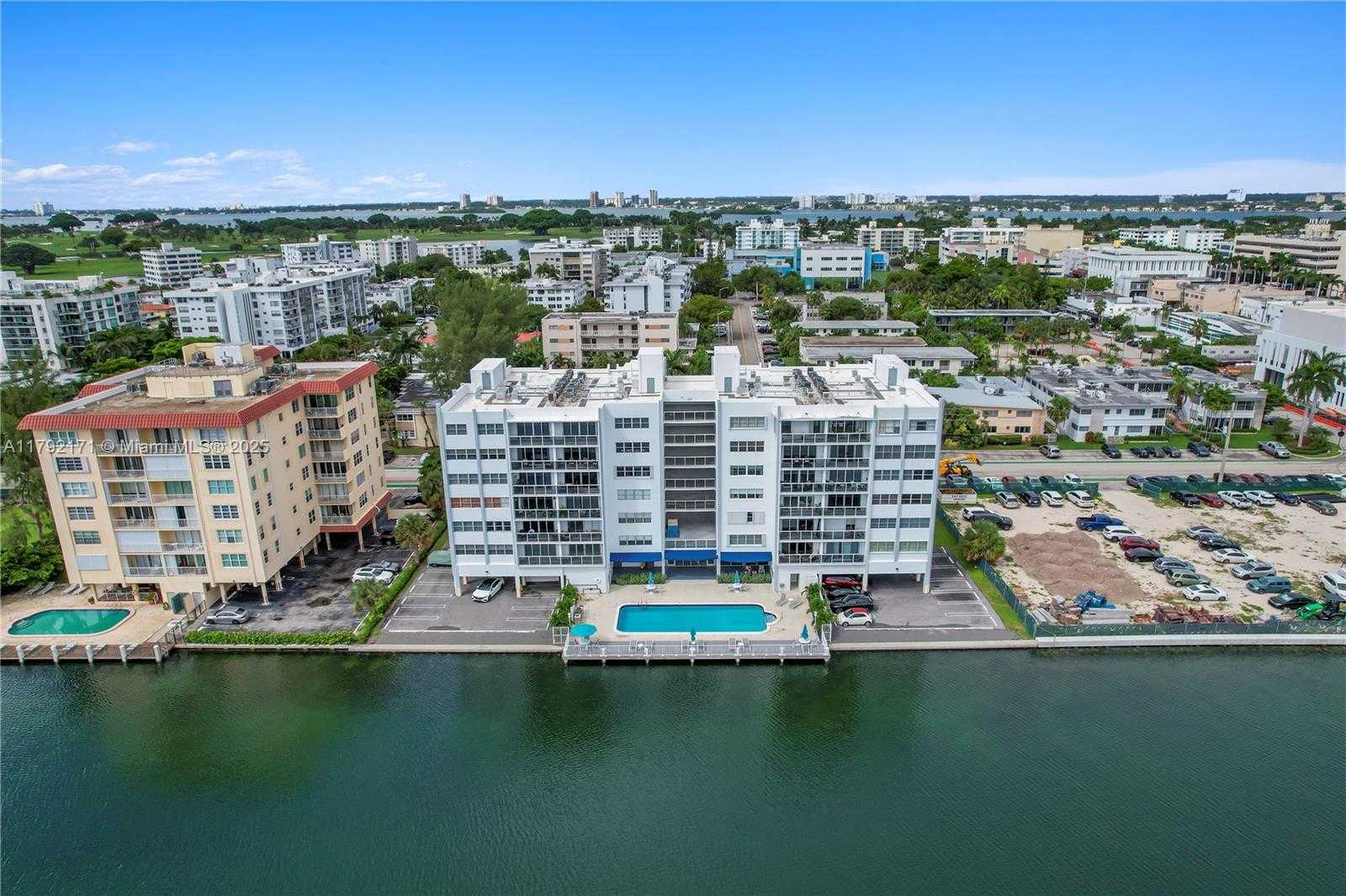 Small Image of 9381 EAST BAY HARBOR DR #401N, Bay Harbor Islands Number 3