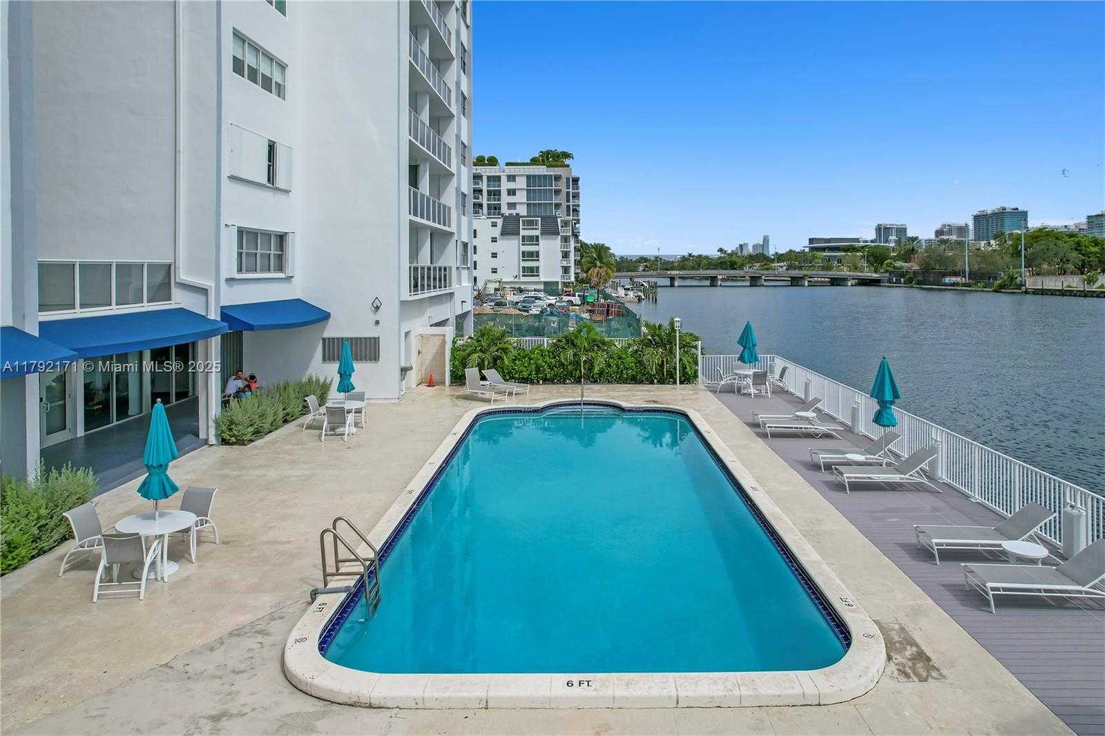 Small Image of 9381 EAST BAY HARBOR DR #401N, Bay Harbor Islands Number 7