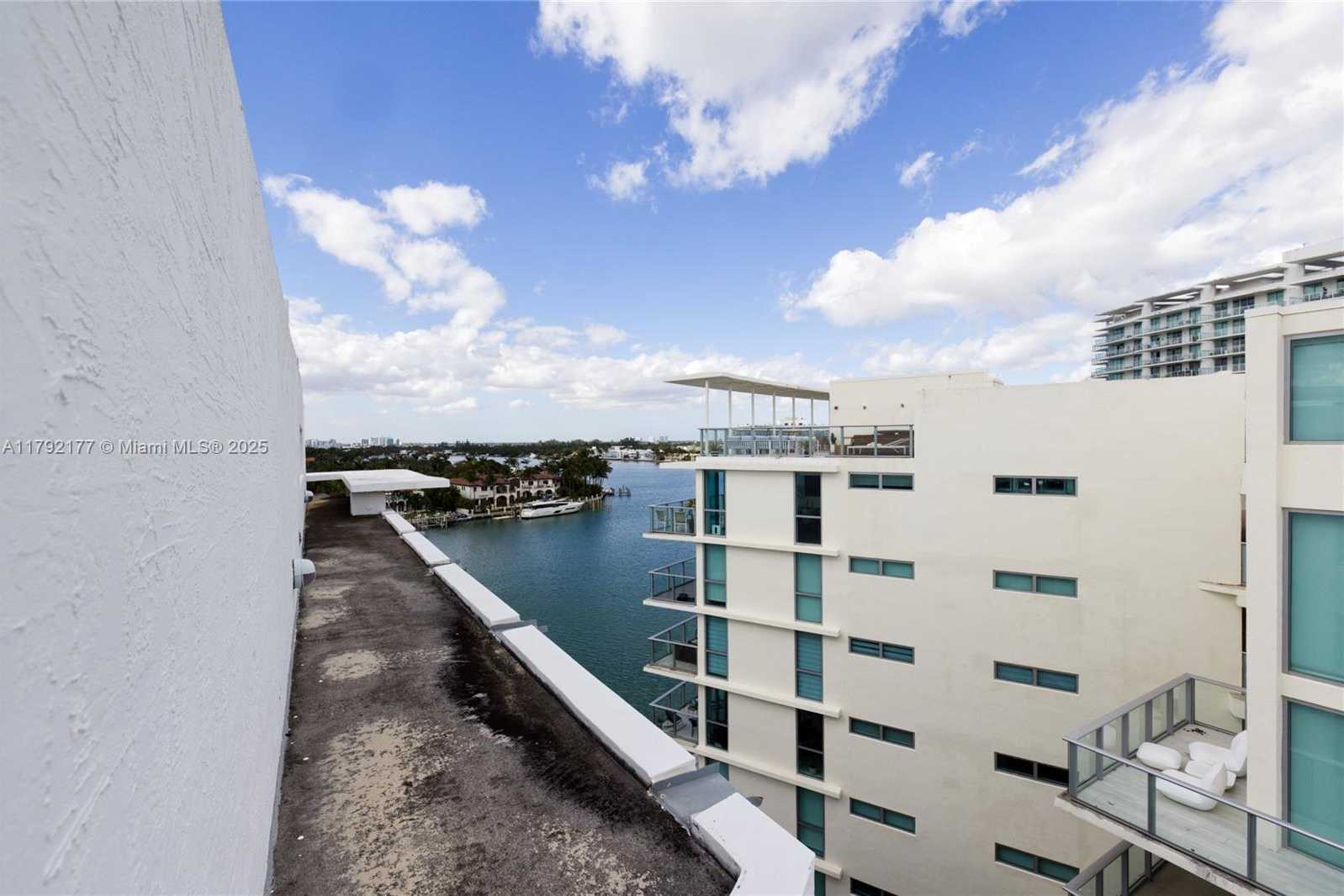 Small Image of 6580 INDIAN CREEK DR #608, Miami Beach Number 17