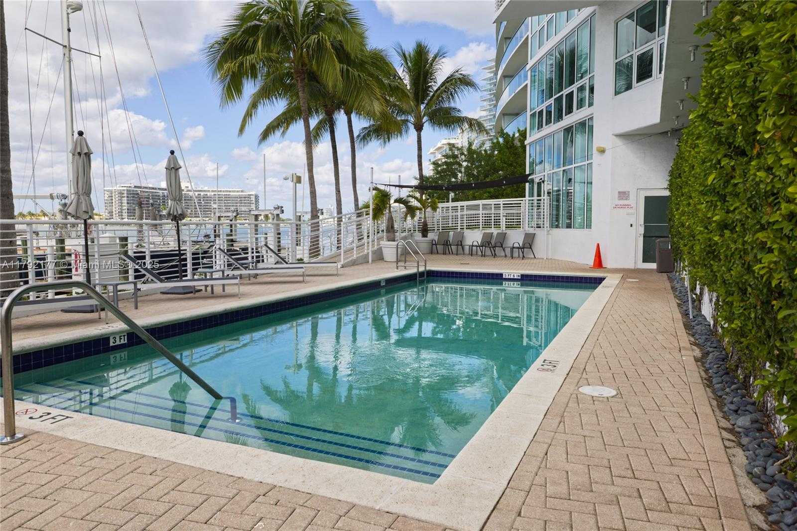 Small Image of 6580 INDIAN CREEK DR #608, Miami Beach Number 21