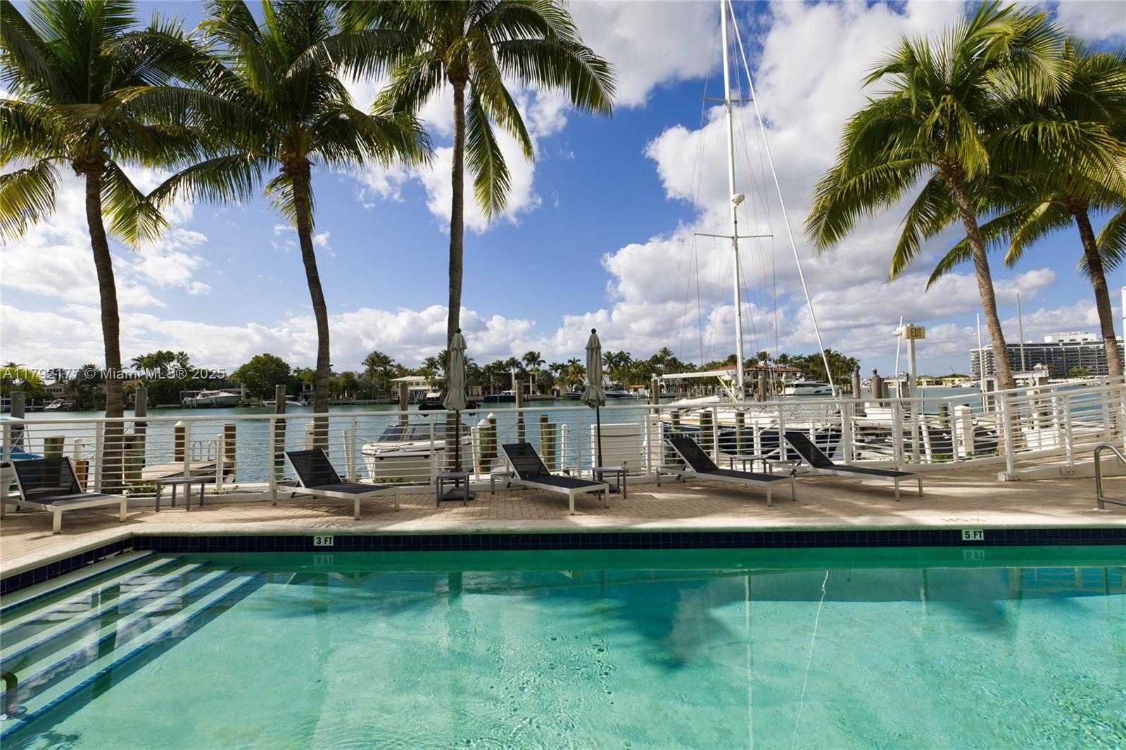 Small Image of 6580 INDIAN CREEK DR #608, Miami Beach Number 23