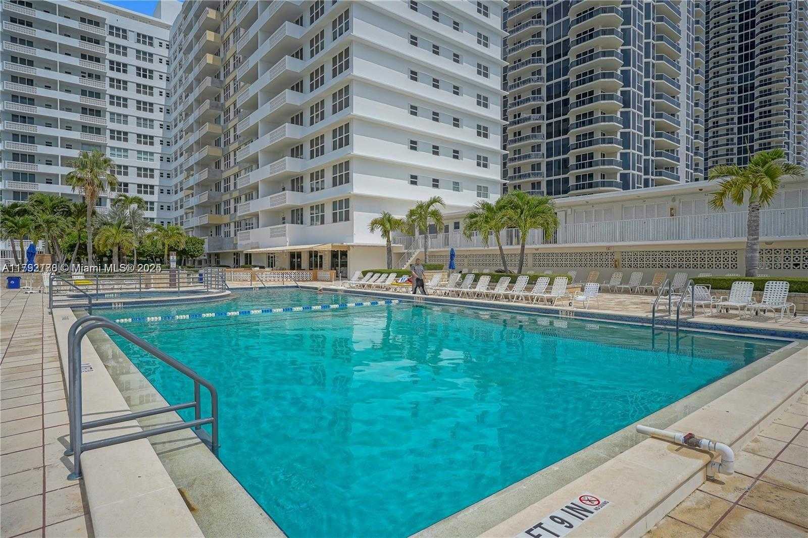 Small Image of 4747 COLLINS AVE #1108, Miami Beach Number 14