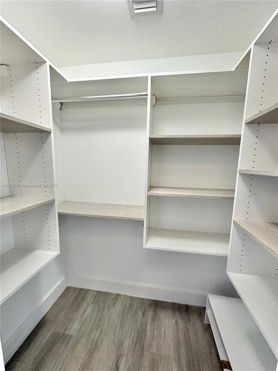 Small Image of 488 NORTH EAST 18TH ST #1006, Miami Number 16