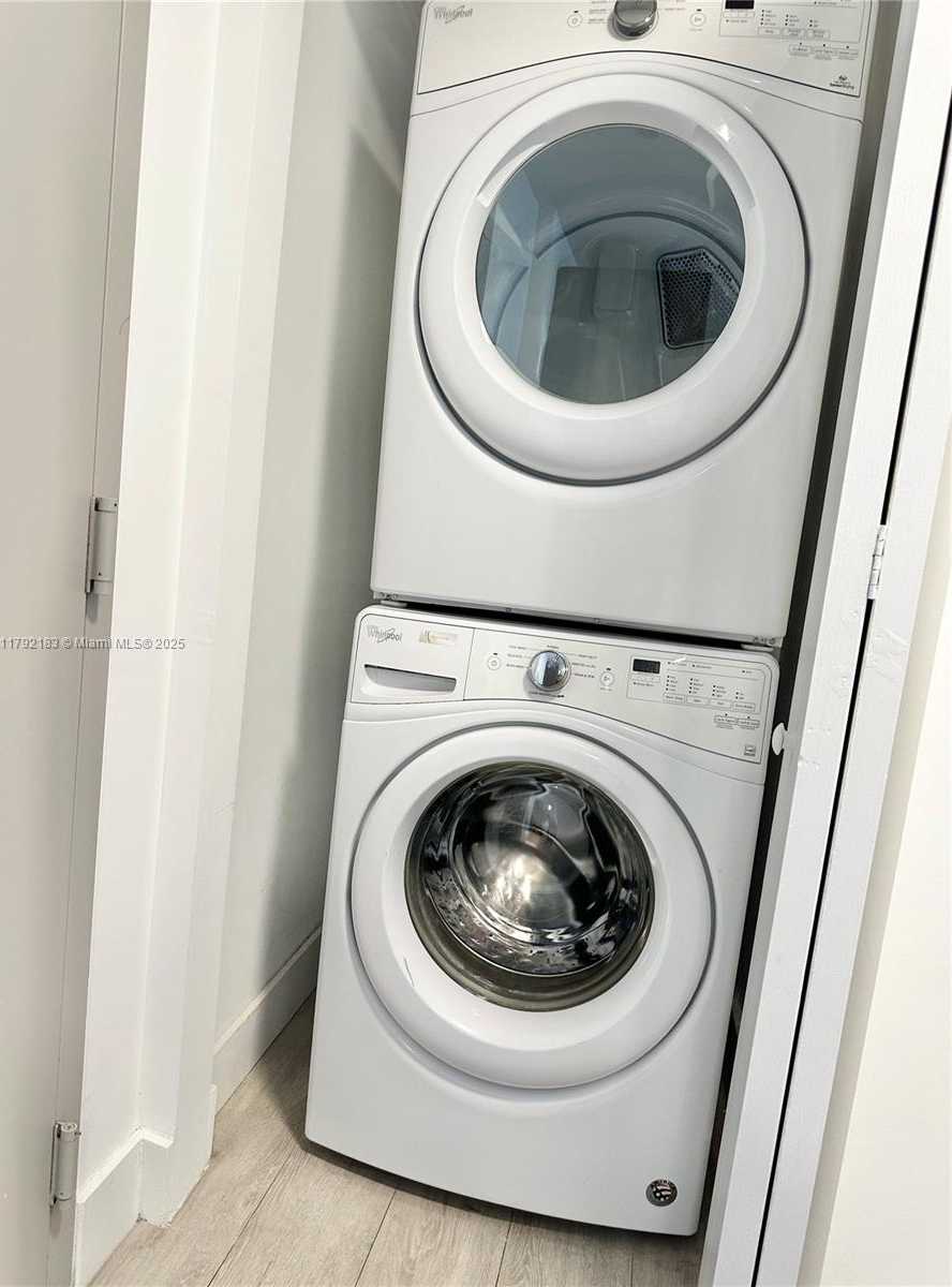 Small Image of 488 NORTH EAST 18TH ST #1006, Miami Number 20