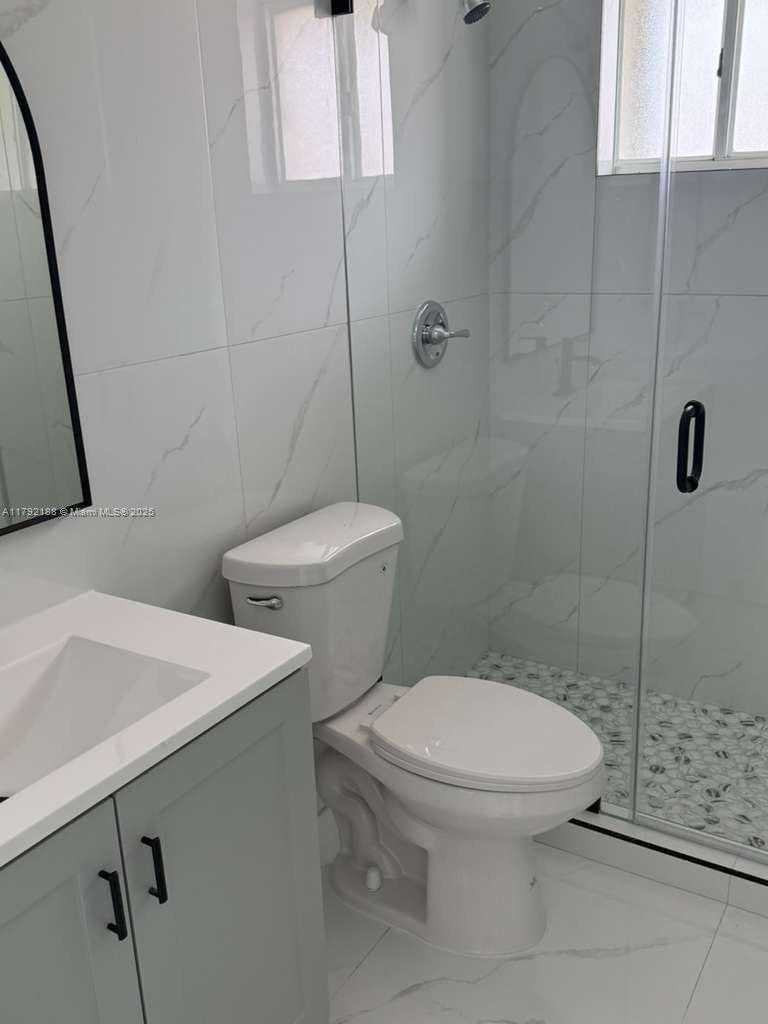 Small Image of 10003 WEST OKEECHOBEE RD #202, Hialeah Gardens Number 7