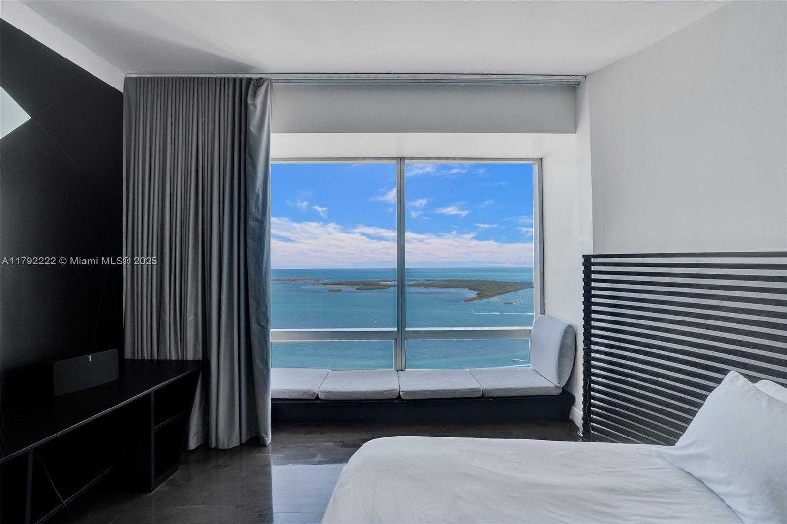 Small Image of 1425 BRICKELL AVE #62E, Miami Number 7