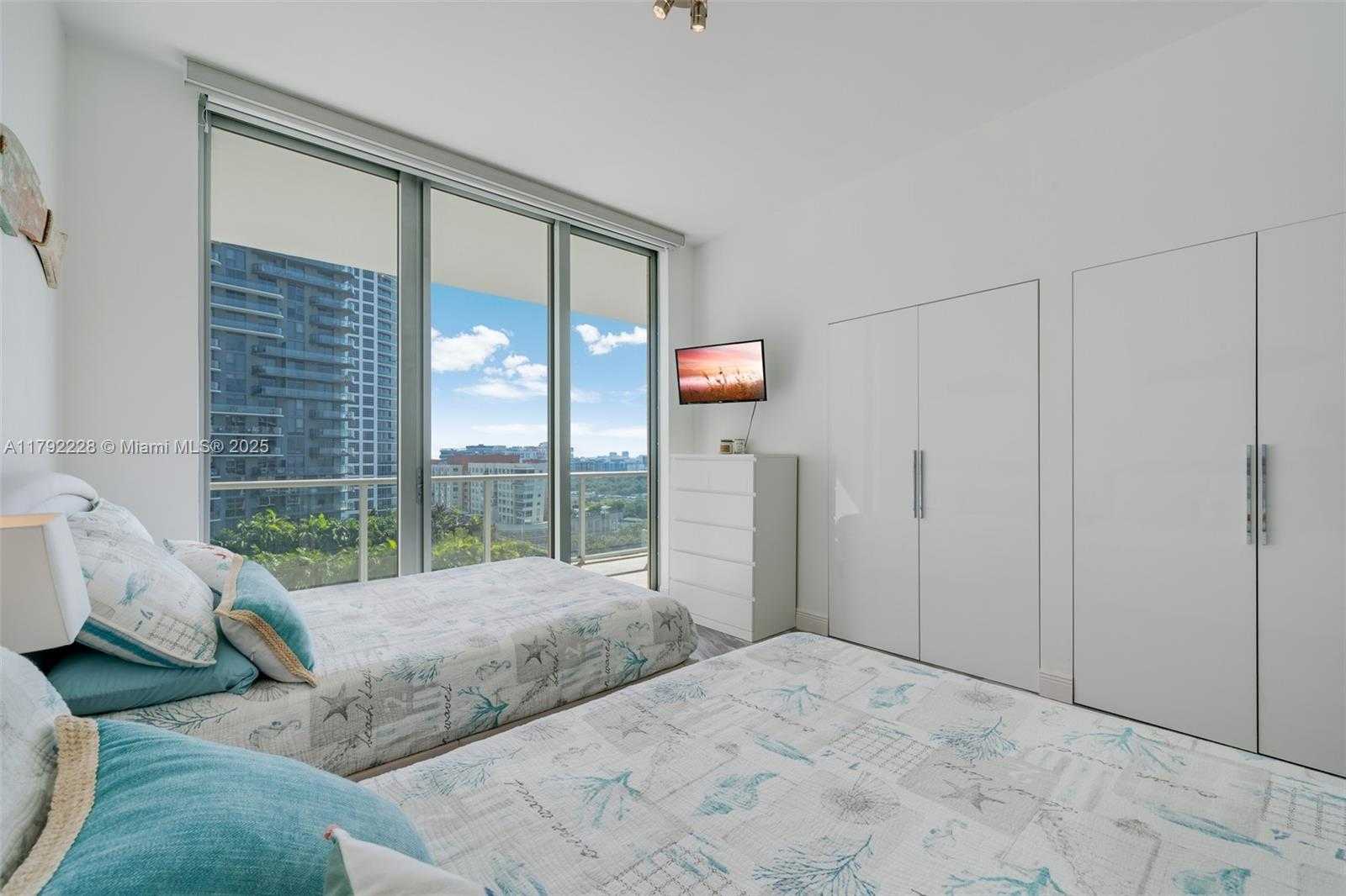 Small Image of 3470 EAST COAST AVE #H1405, Miami Number 14