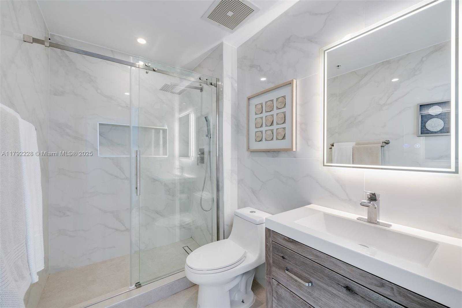 Small Image of 3470 EAST COAST AVE #H1405, Miami Number 15