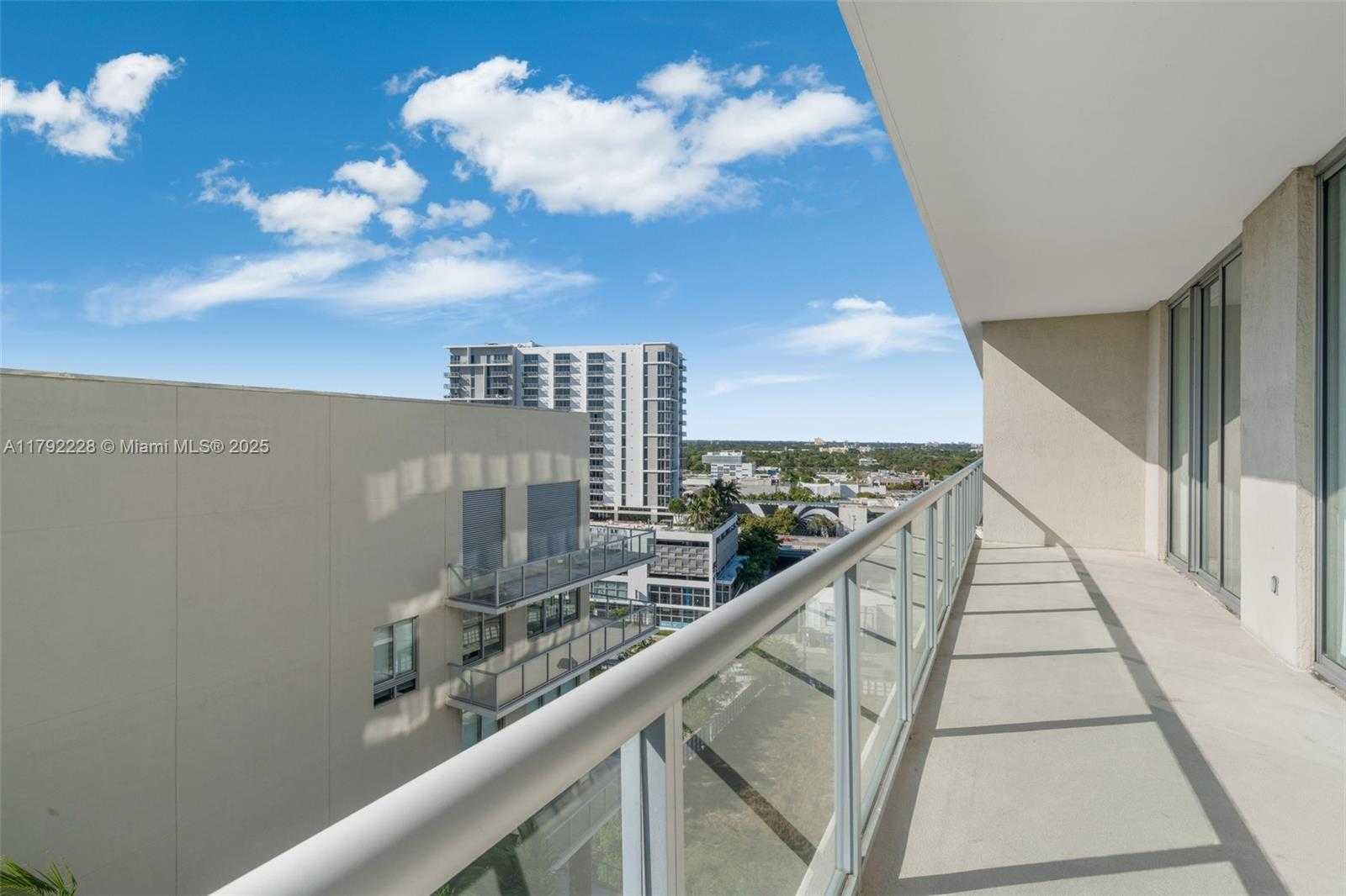Small Image of 3470 EAST COAST AVE #H1405, Miami Number 24