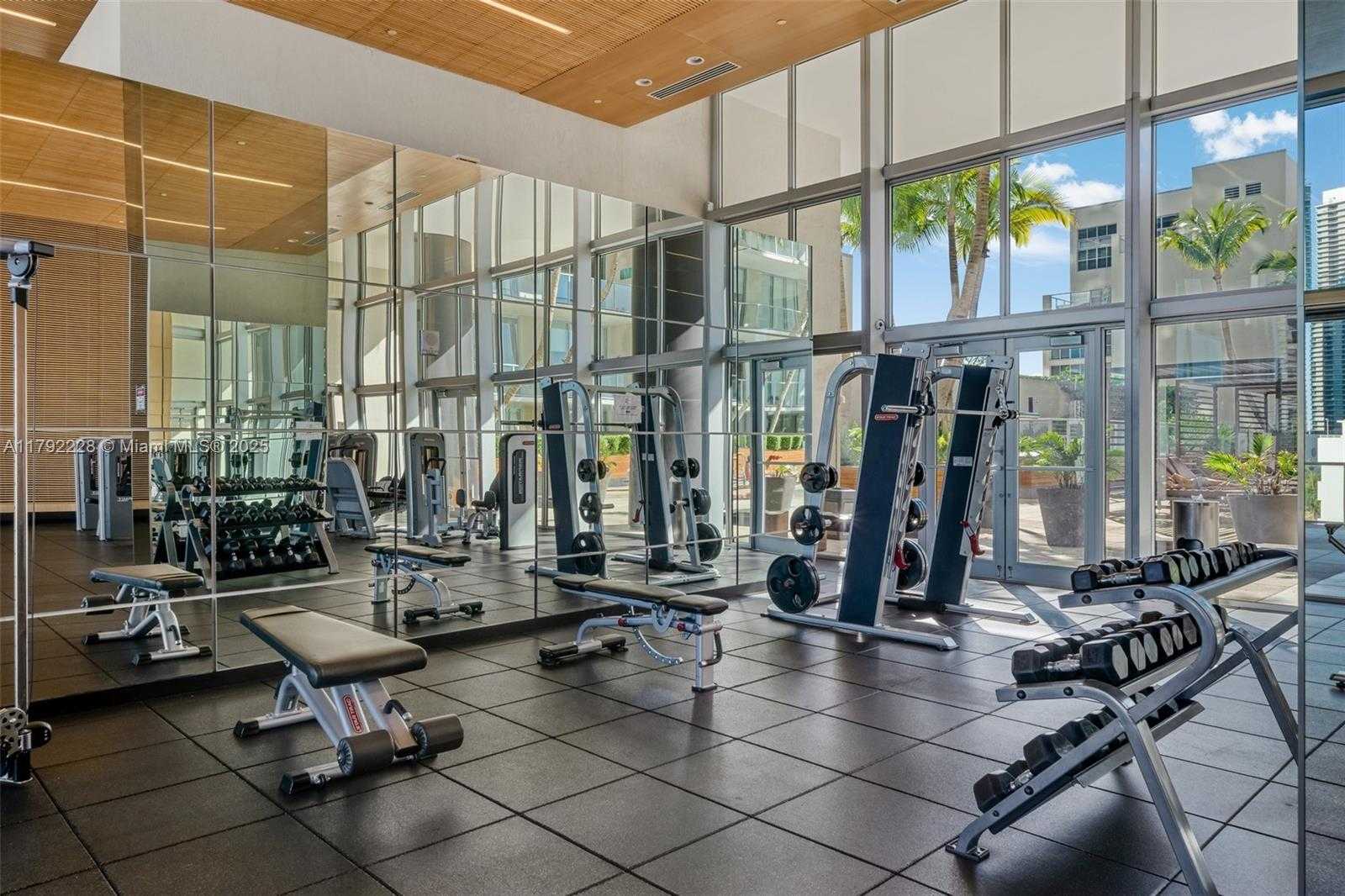 Small Image of 3470 EAST COAST AVE #H1405, Miami Number 29