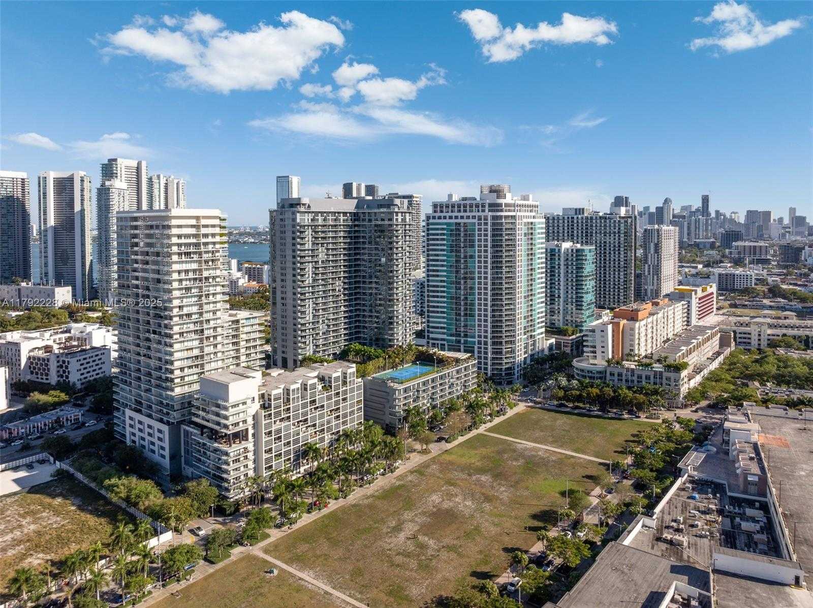 Small Image of 3470 EAST COAST AVE #H1405, Miami Number 43