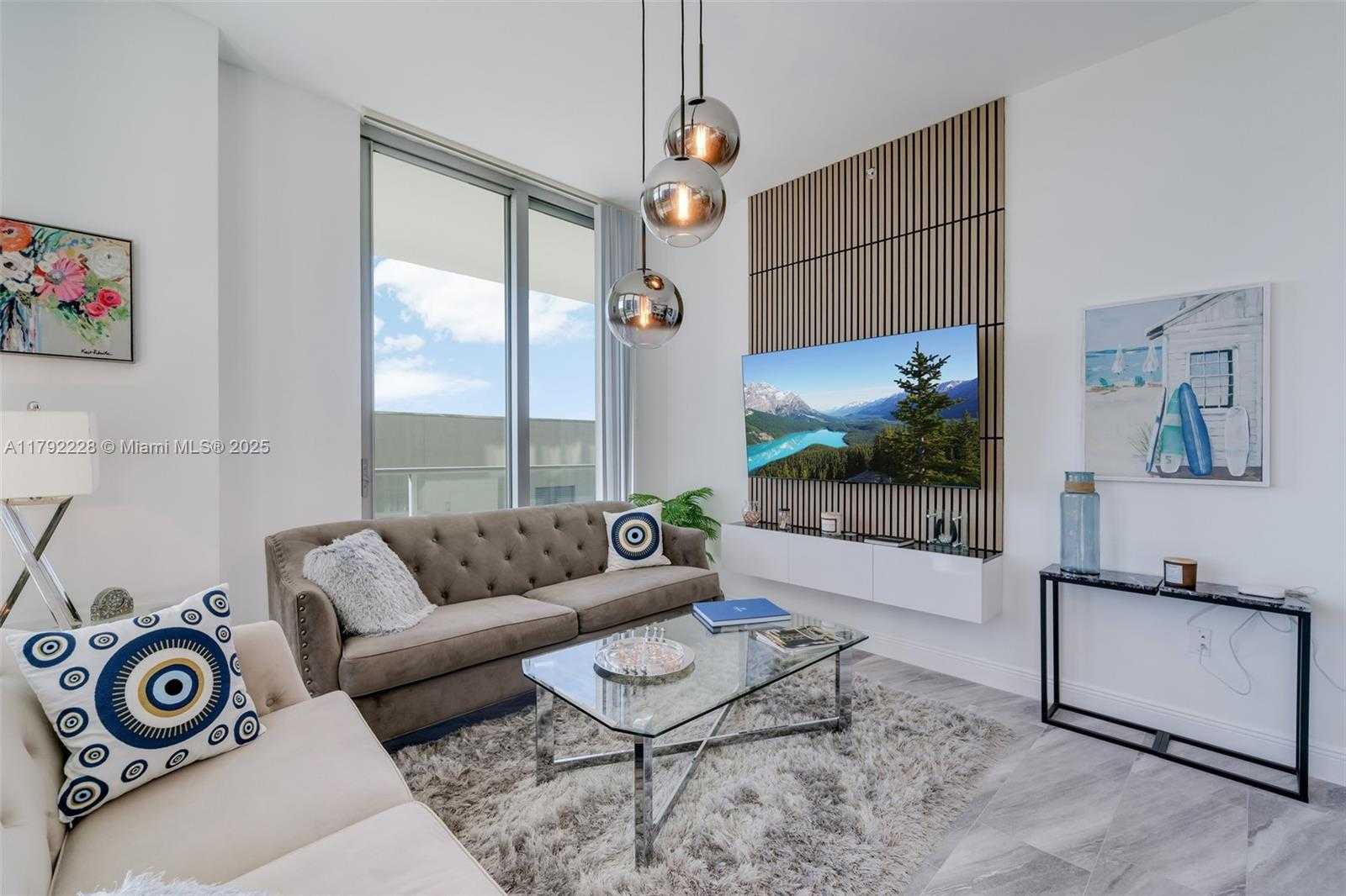 Small Image of 3470 EAST COAST AVE #H1405, Miami Number 6