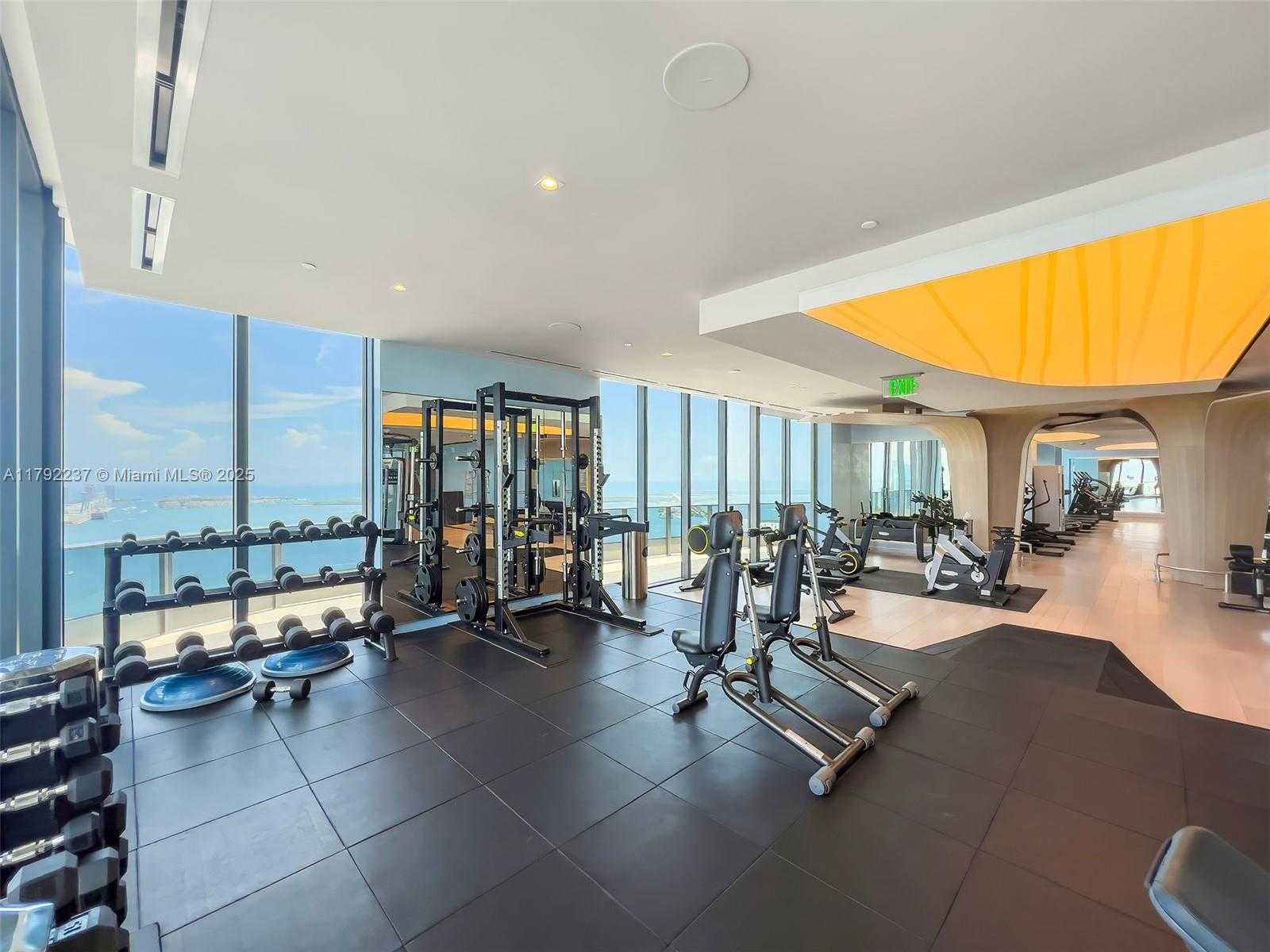 Small Image of 1000 Brickell Plaza, Miami, FL 33131, USA Number 29